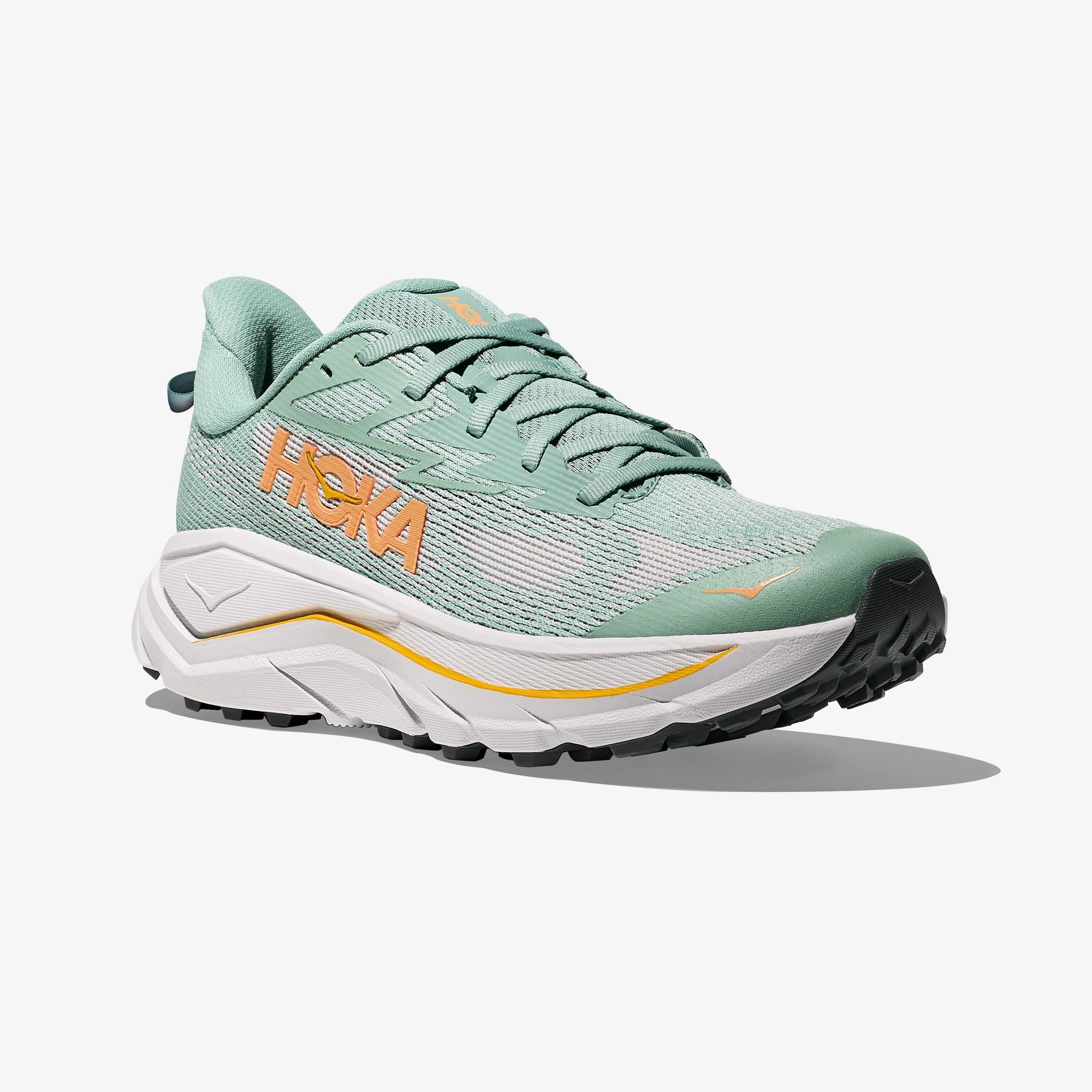 Hoka Challenger 8 Kadın Gri Koşu Ayakkabısı