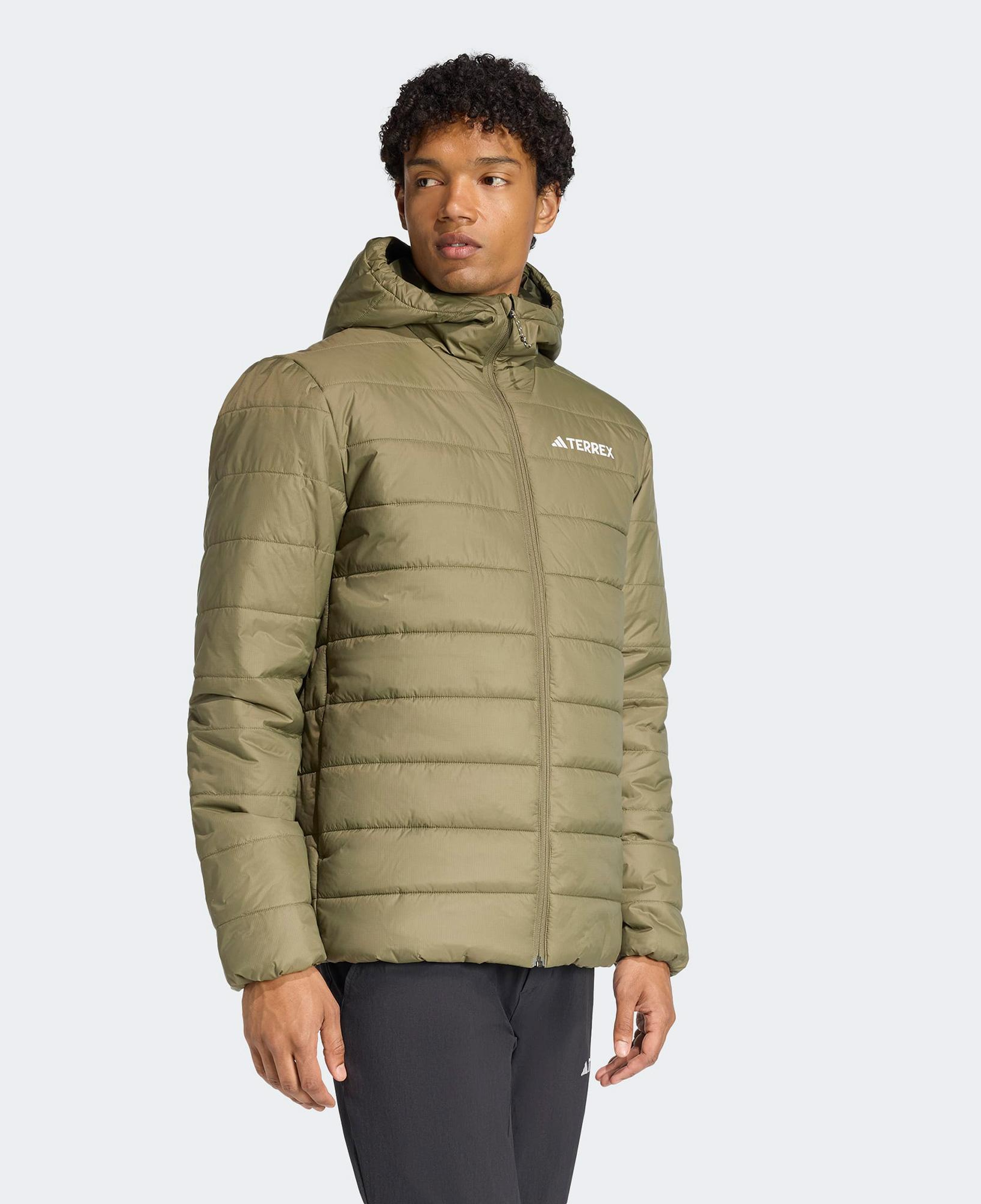 adidas Terrex Multi Essentials Climawarm Yalıtımlı Kapüşonlu Erkek Yeşil Yürüyüş Montu