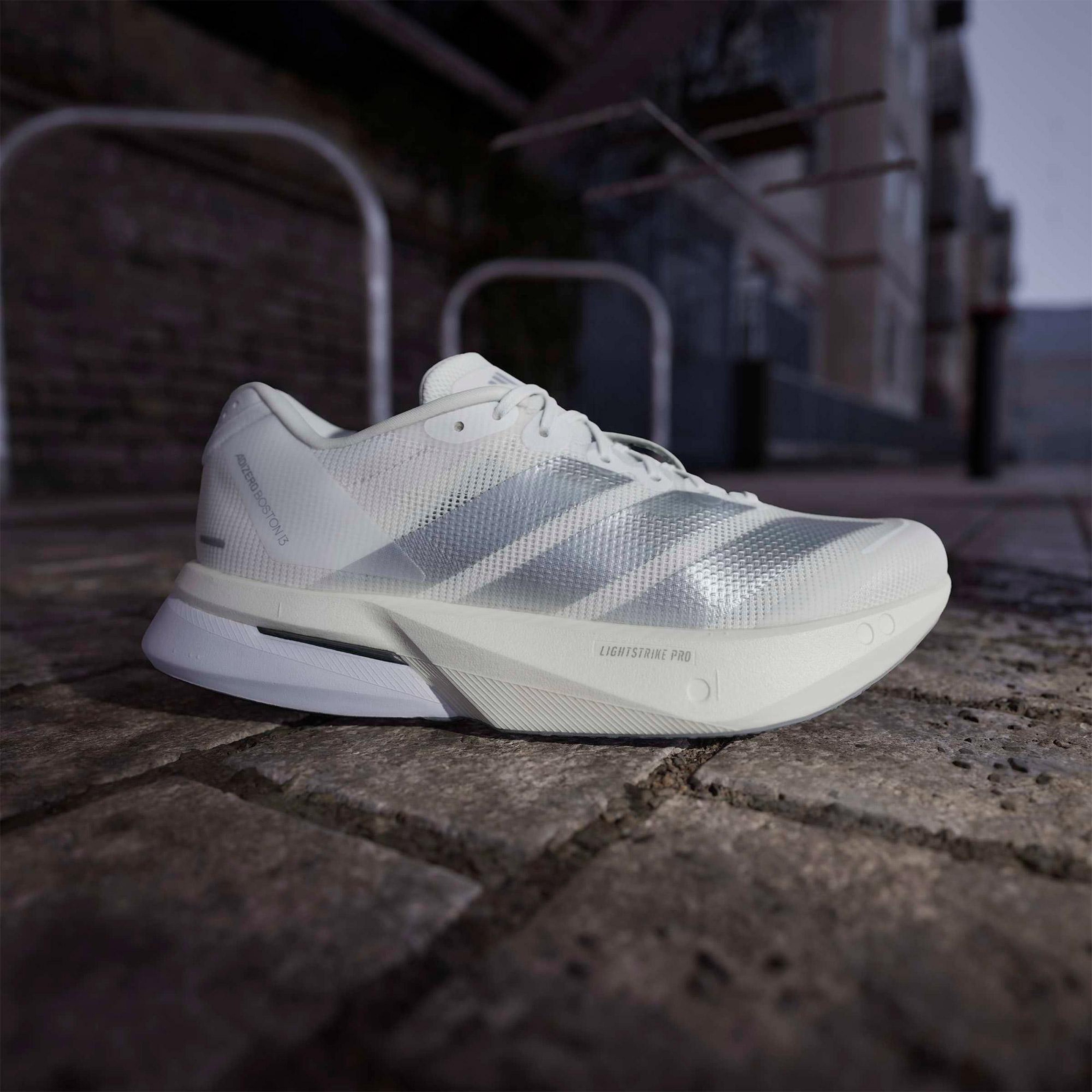 adidas Adizero Boston 13 Kadın Beyaz Koşu Ayakkabısı