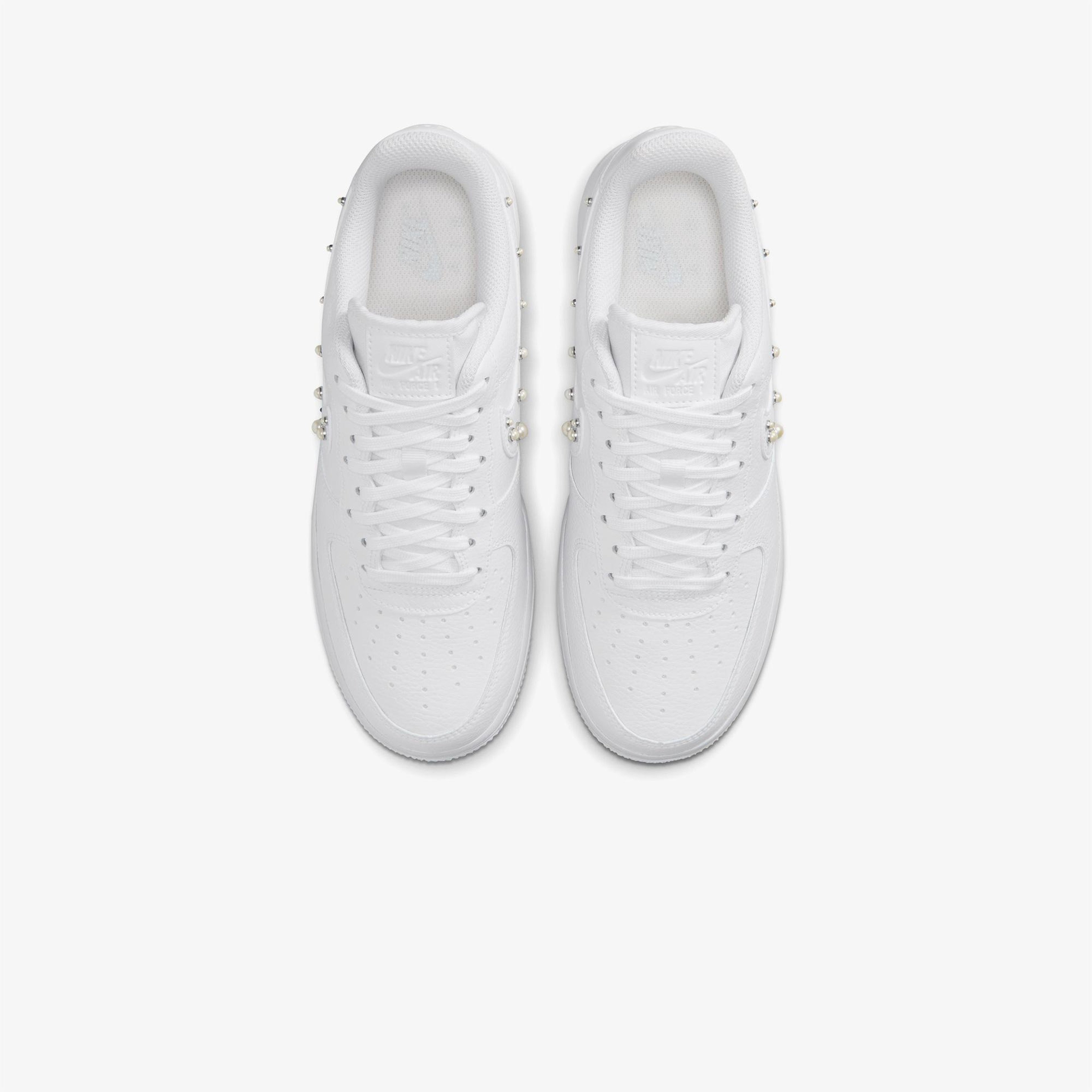 Nike Air Force 1 '07 Kadın Beyaz Spor Ayakkabı