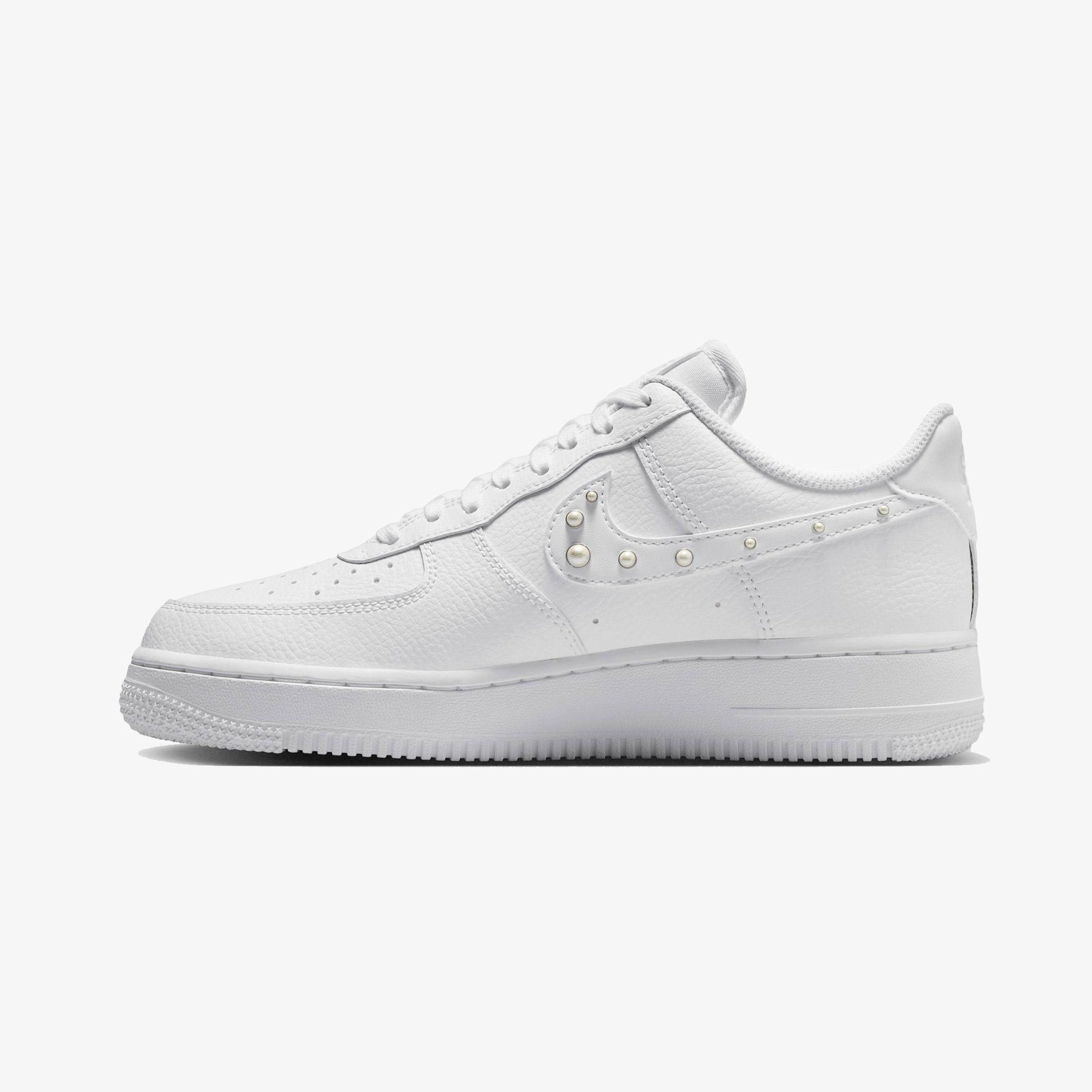 Nike Air Force 1 '07 Kadın Beyaz Spor Ayakkabı