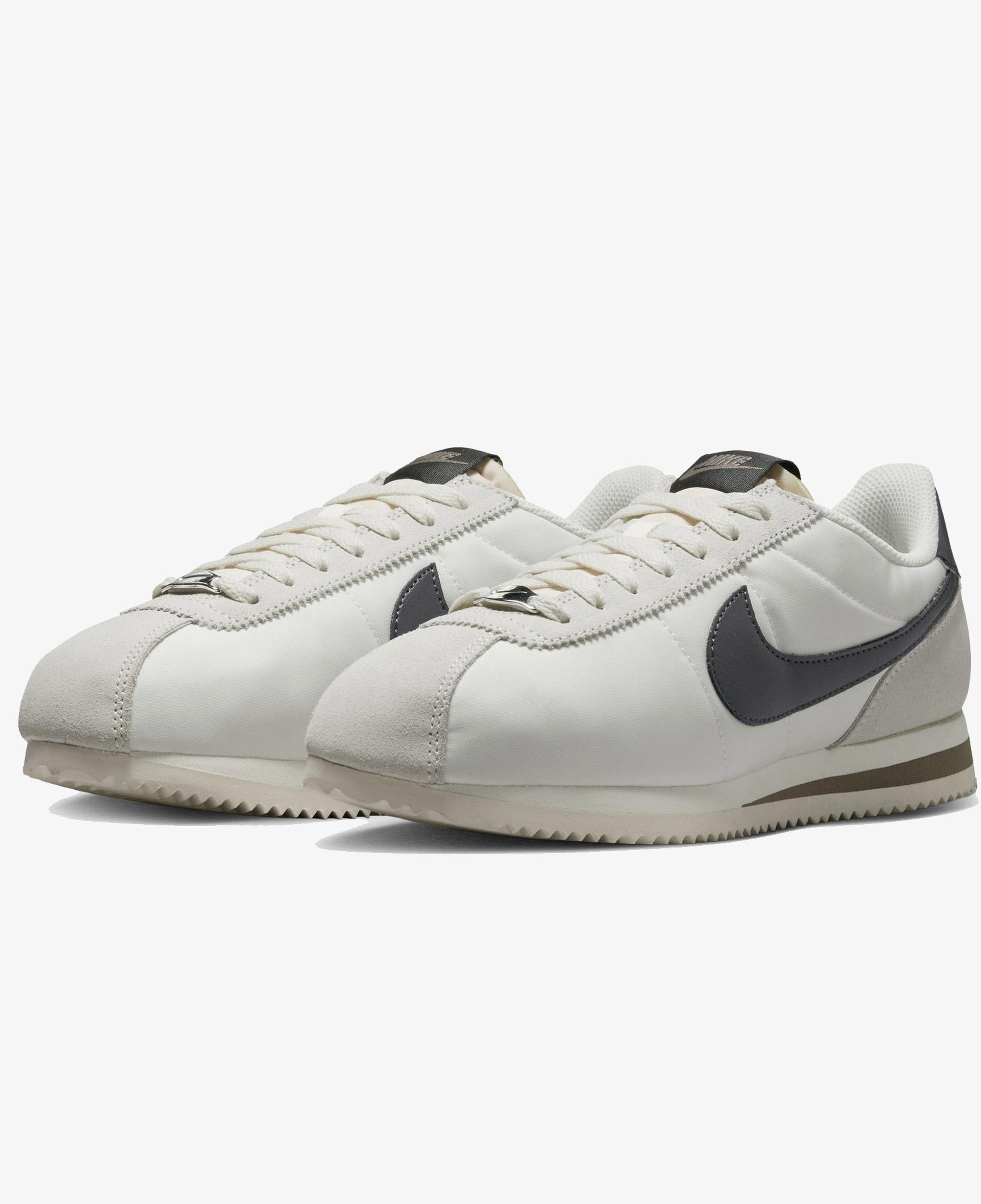 Nike Cortez Kadın Krem Rengi Spor Ayakkabı