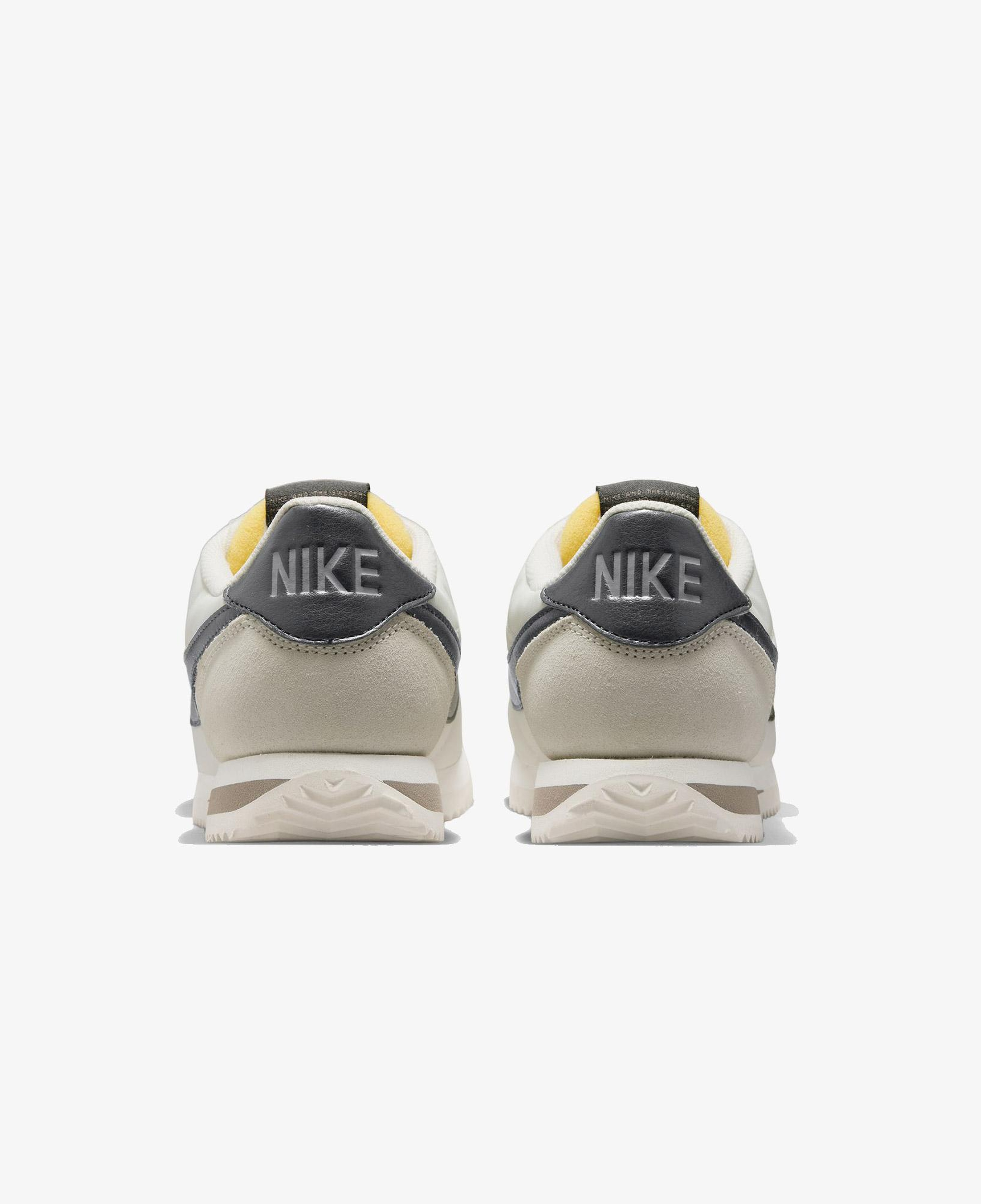 Nike Cortez Kadın Krem Rengi Spor Ayakkabı
