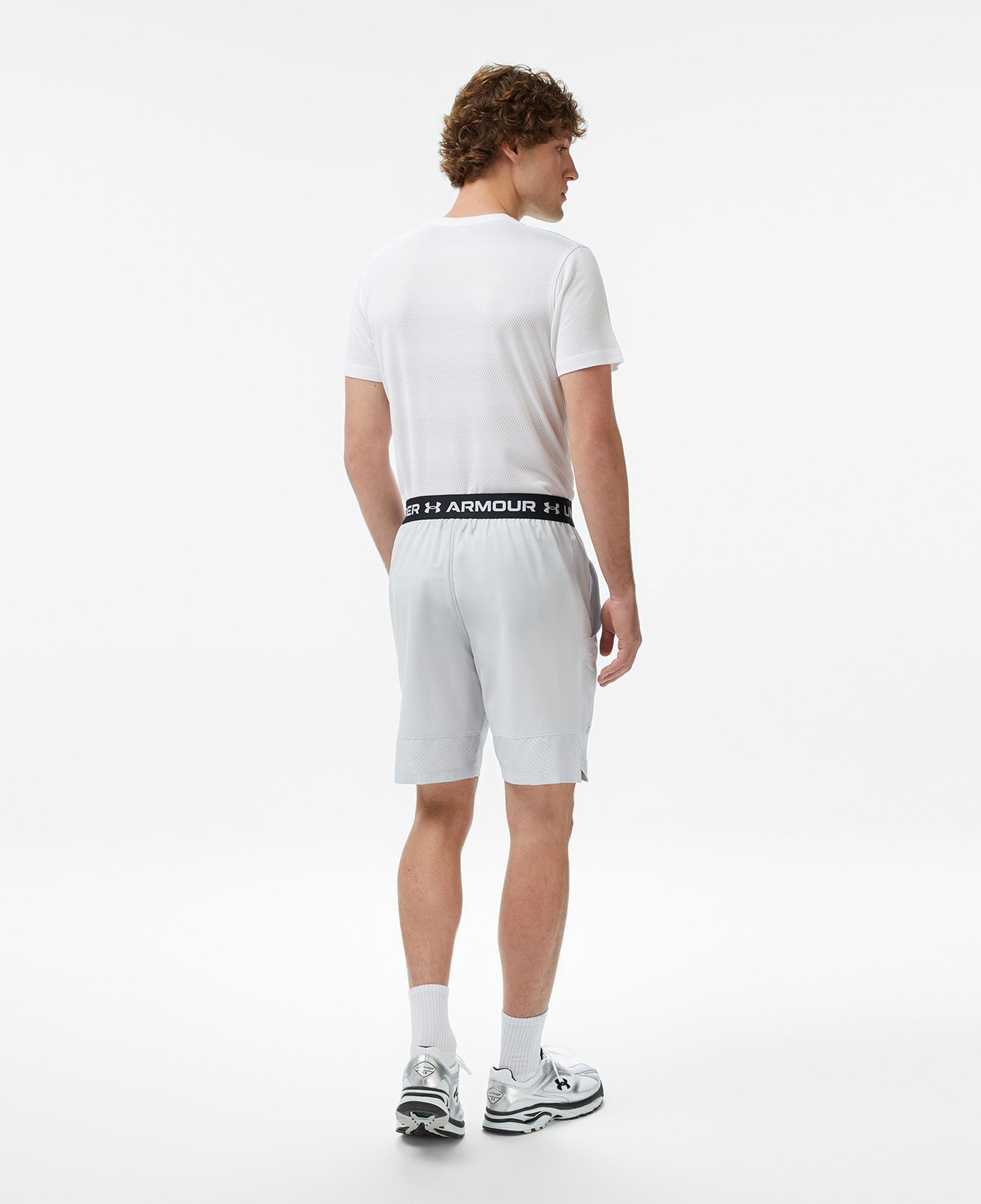 Under Armour Vanish Woven 8in Erkek Gri Antrenman Şortu