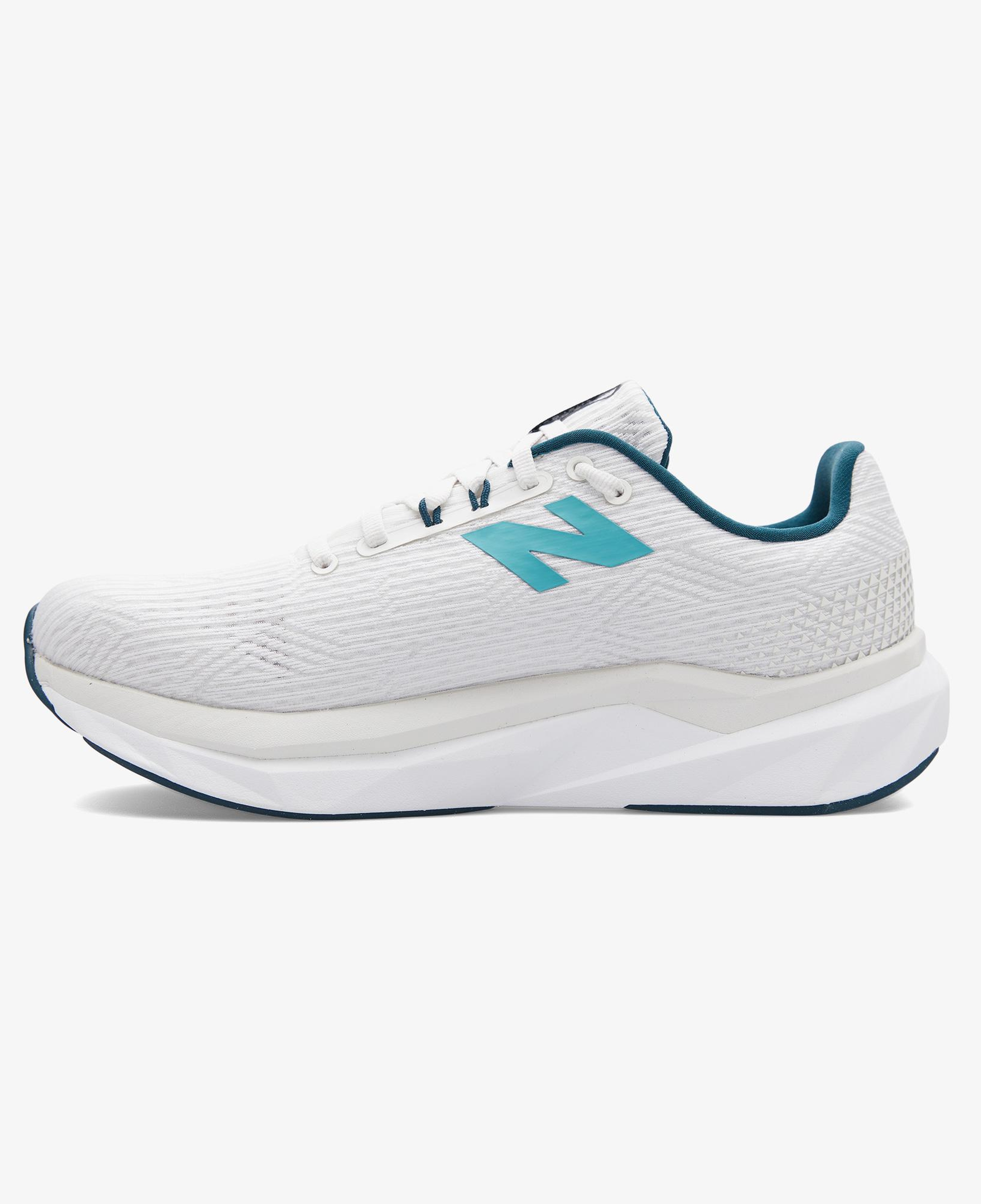 New Balance FuelCell Propel Erkek Gri Koşu Ayakkabısı