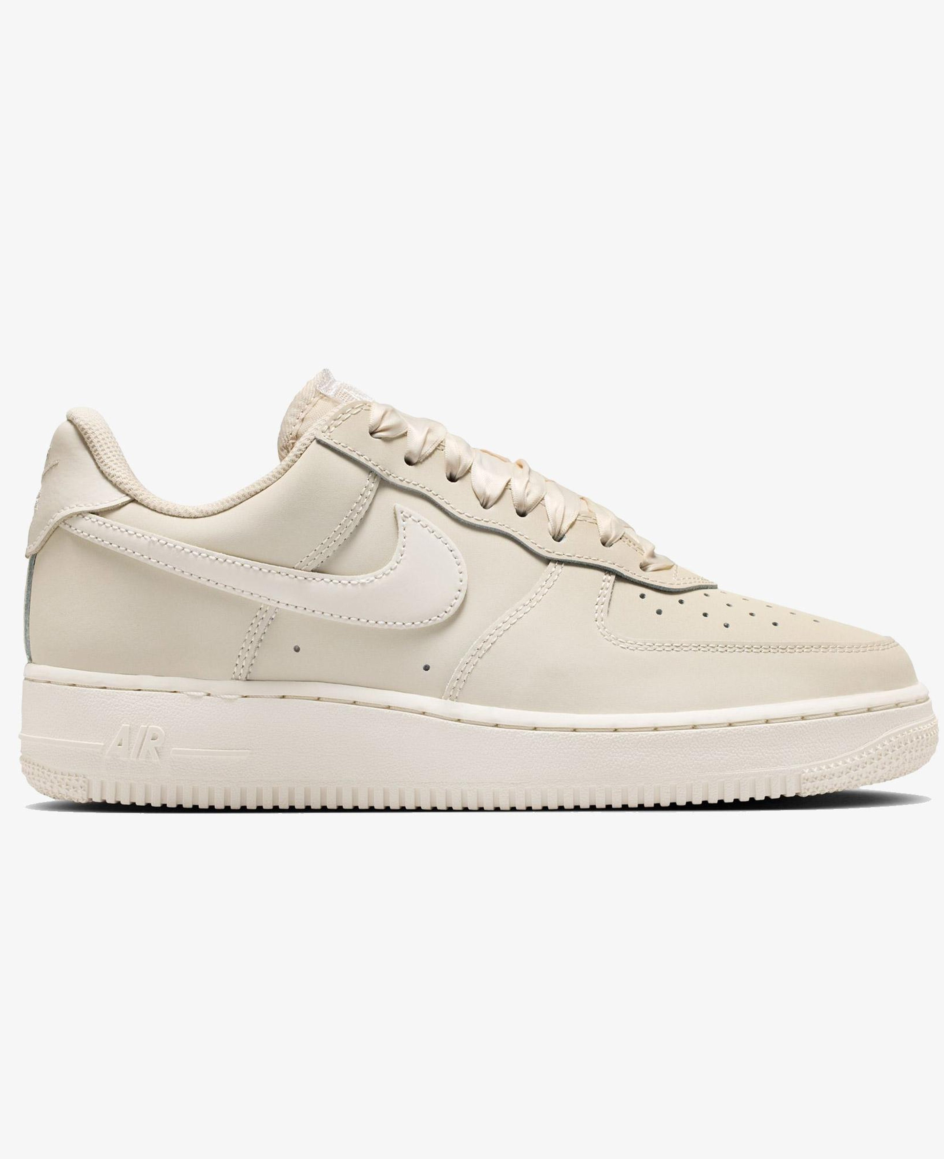 Nike Air Force 1 Retro Premium Kadın Krem Rengi Spor Ayakkabı