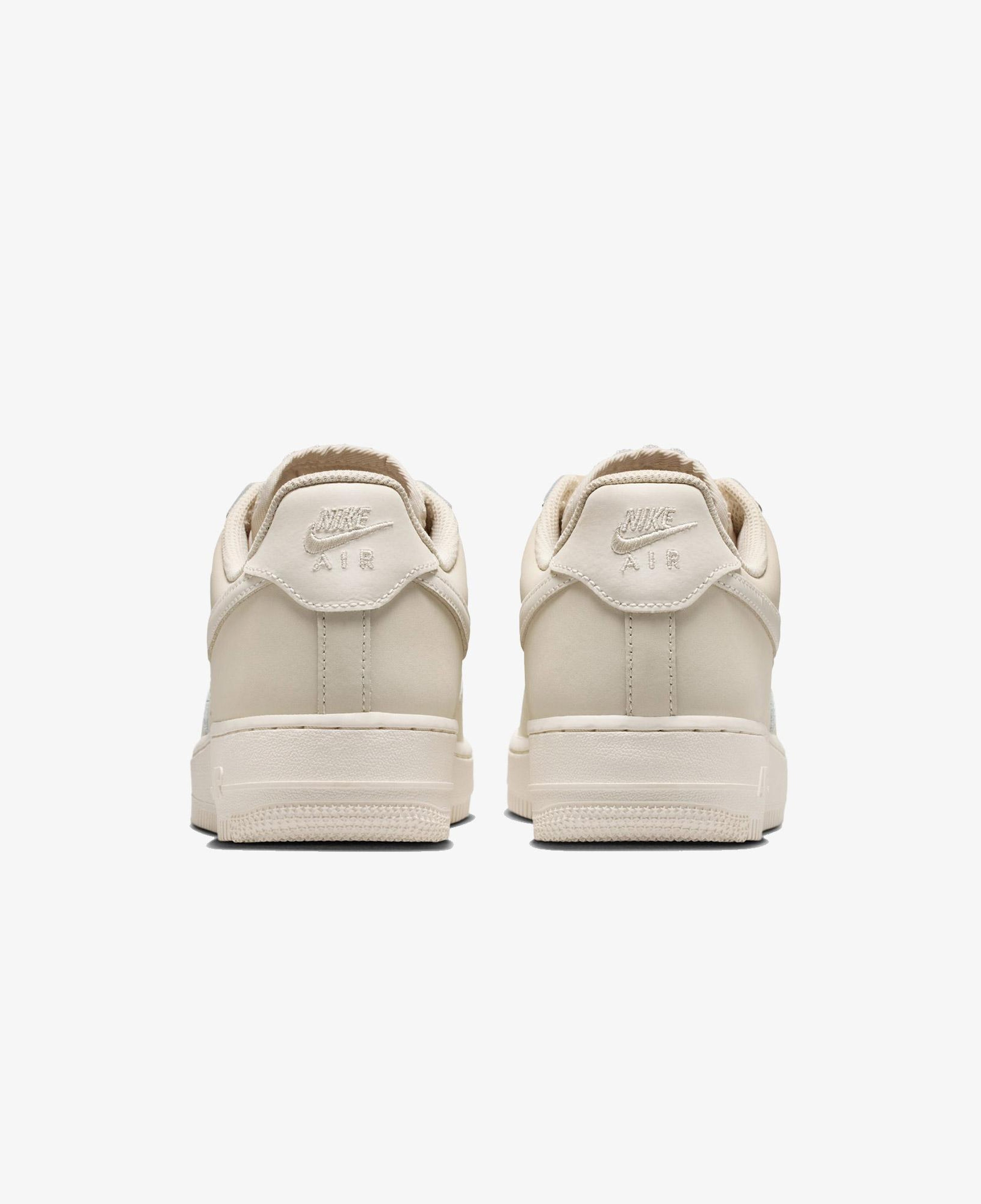 Nike Air Force 1 Retro Premium Kadın Krem Rengi Spor Ayakkabı