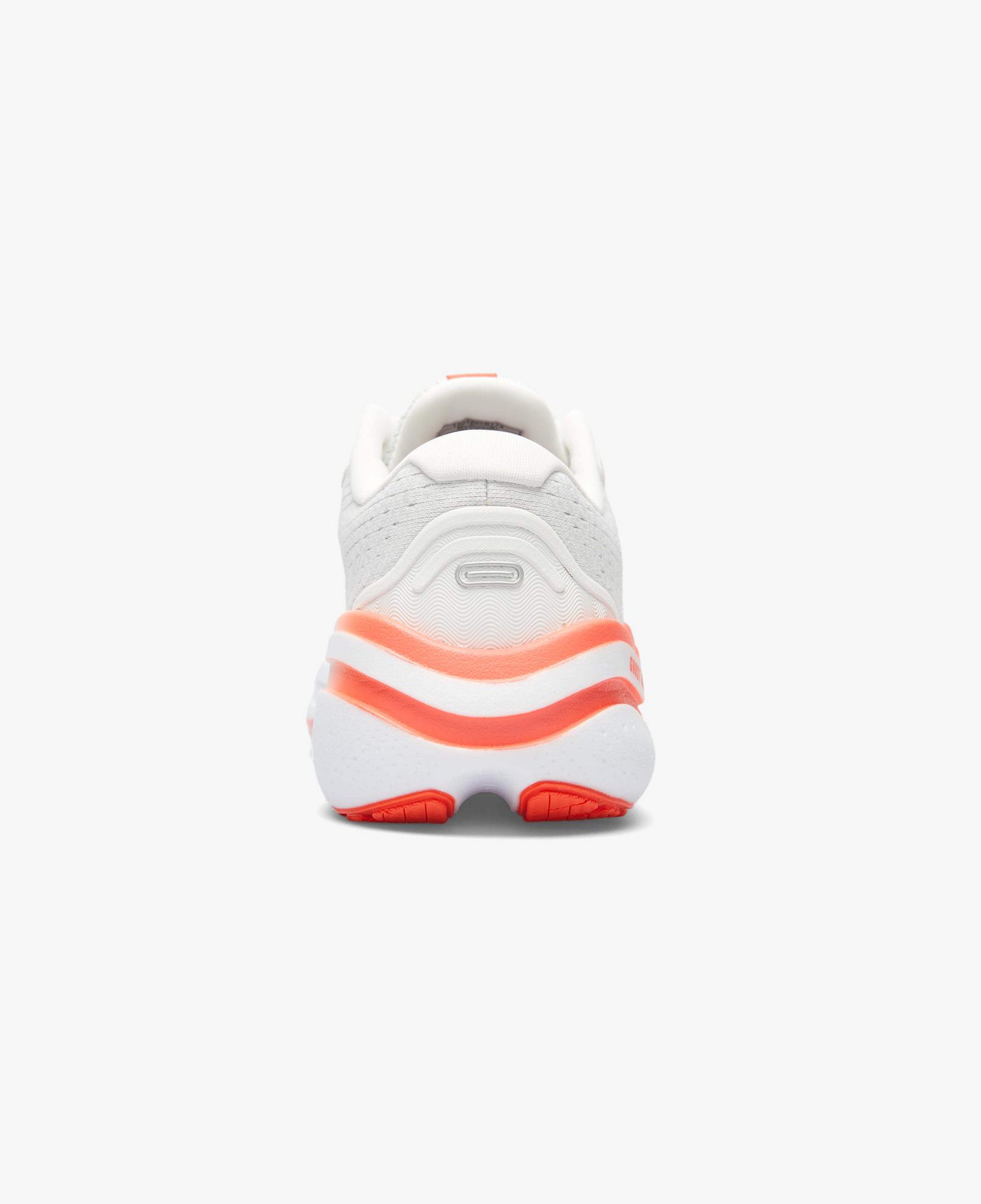 Brooks Ghost Max 2 Kadın Beyaz Koşu Ayakkabısı