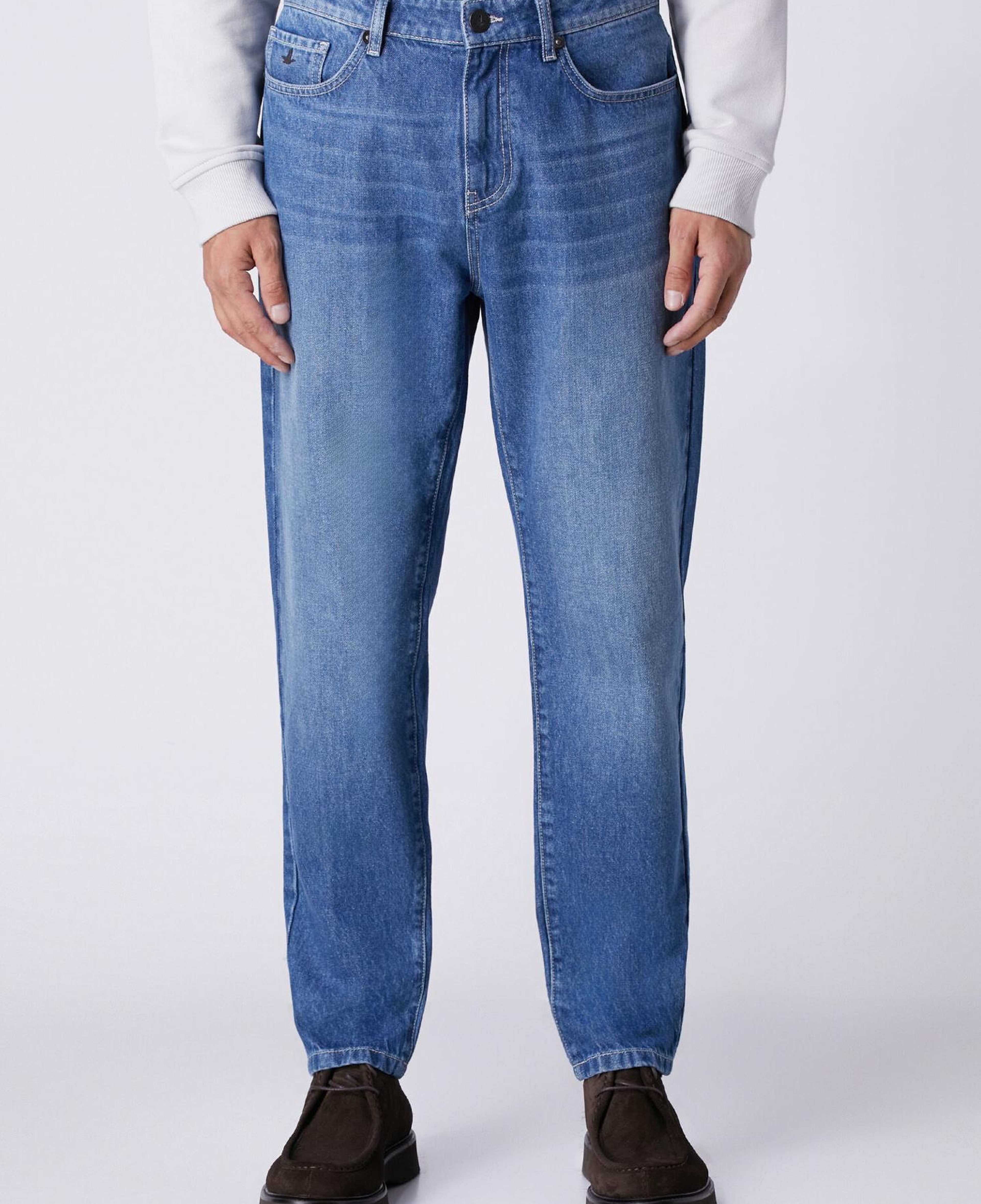 Beymen Club Erkek Loose Fit Açık Mavi Orta Yıkamalı Jean Pantolon