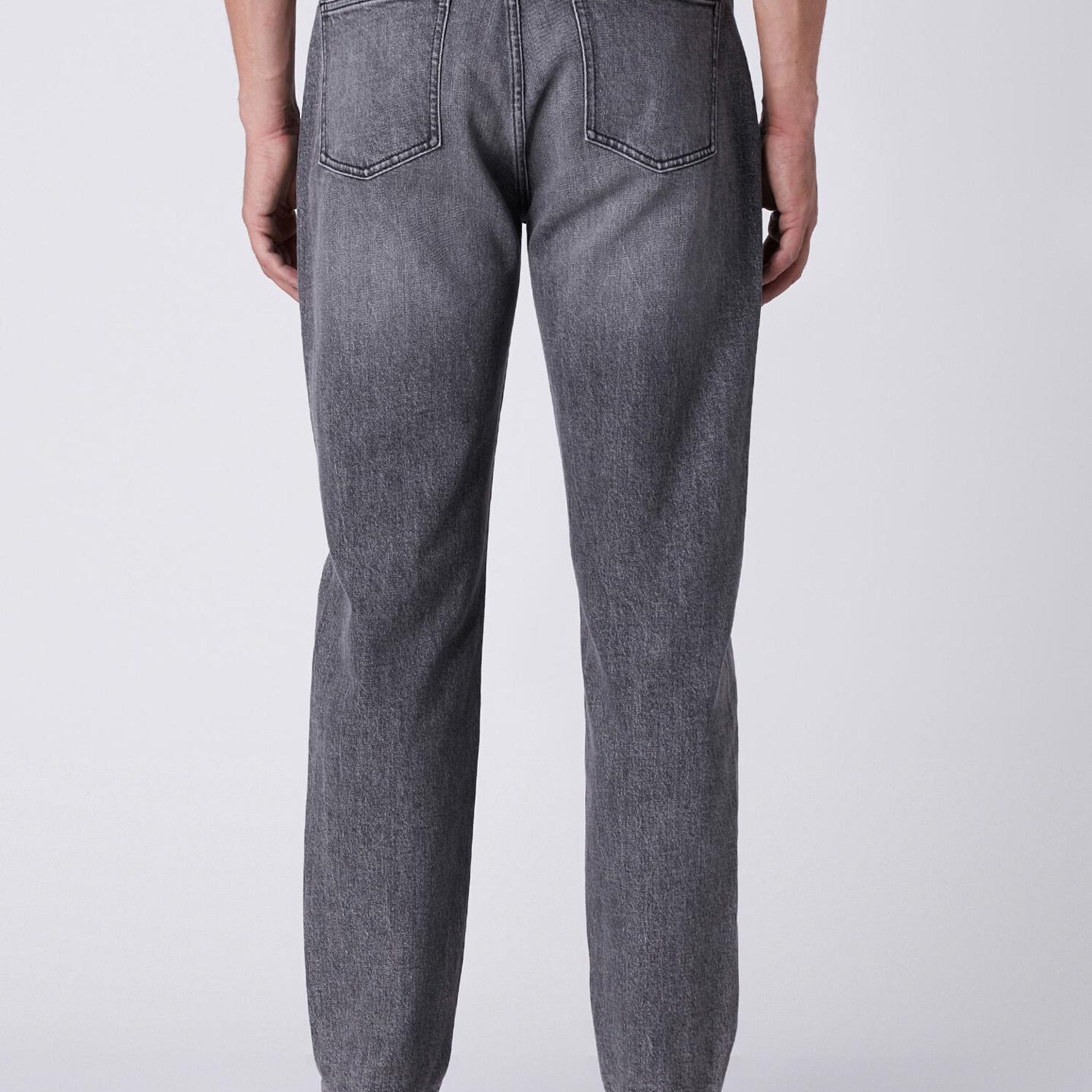 Beymen Club Erkek Tapered Fit Gri Açık Yıkama Lycralı Jean Pantolon