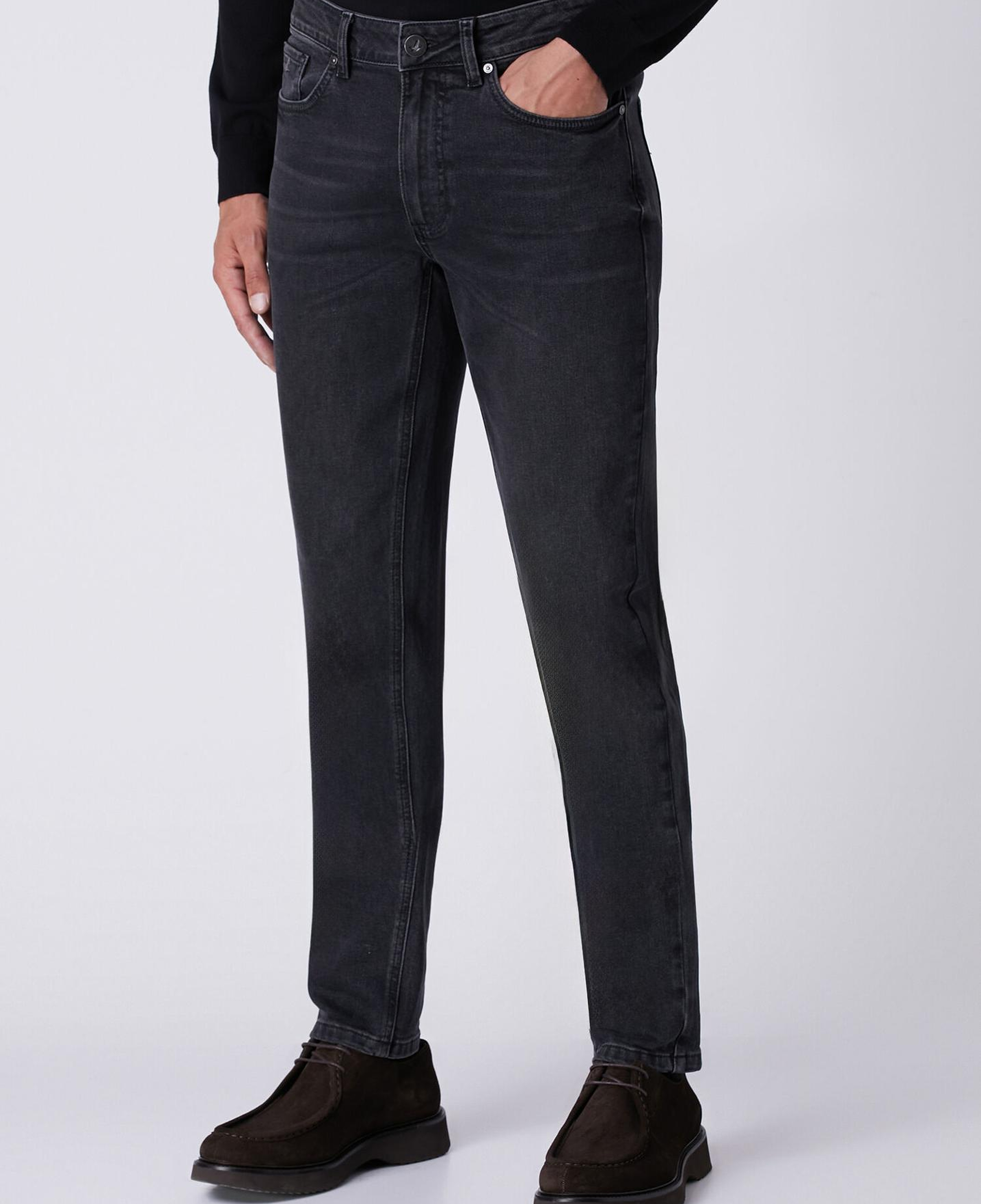 Beymen Club Erkek Slim Fit Koyu Yıkamalı Siyah Jean Pantolon