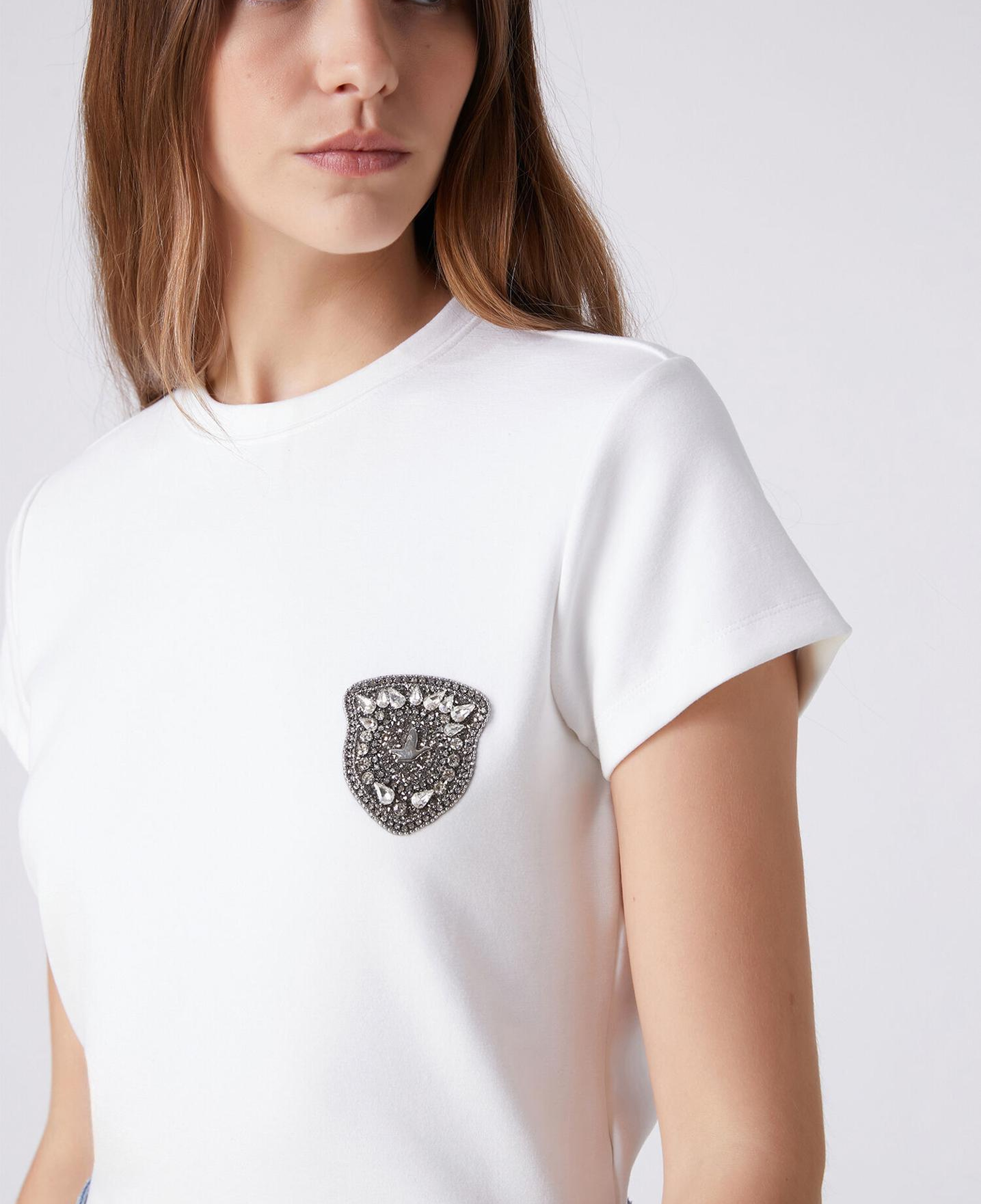 Beymen Club Kadın Beyaz Taşlı Armalı T-shirt