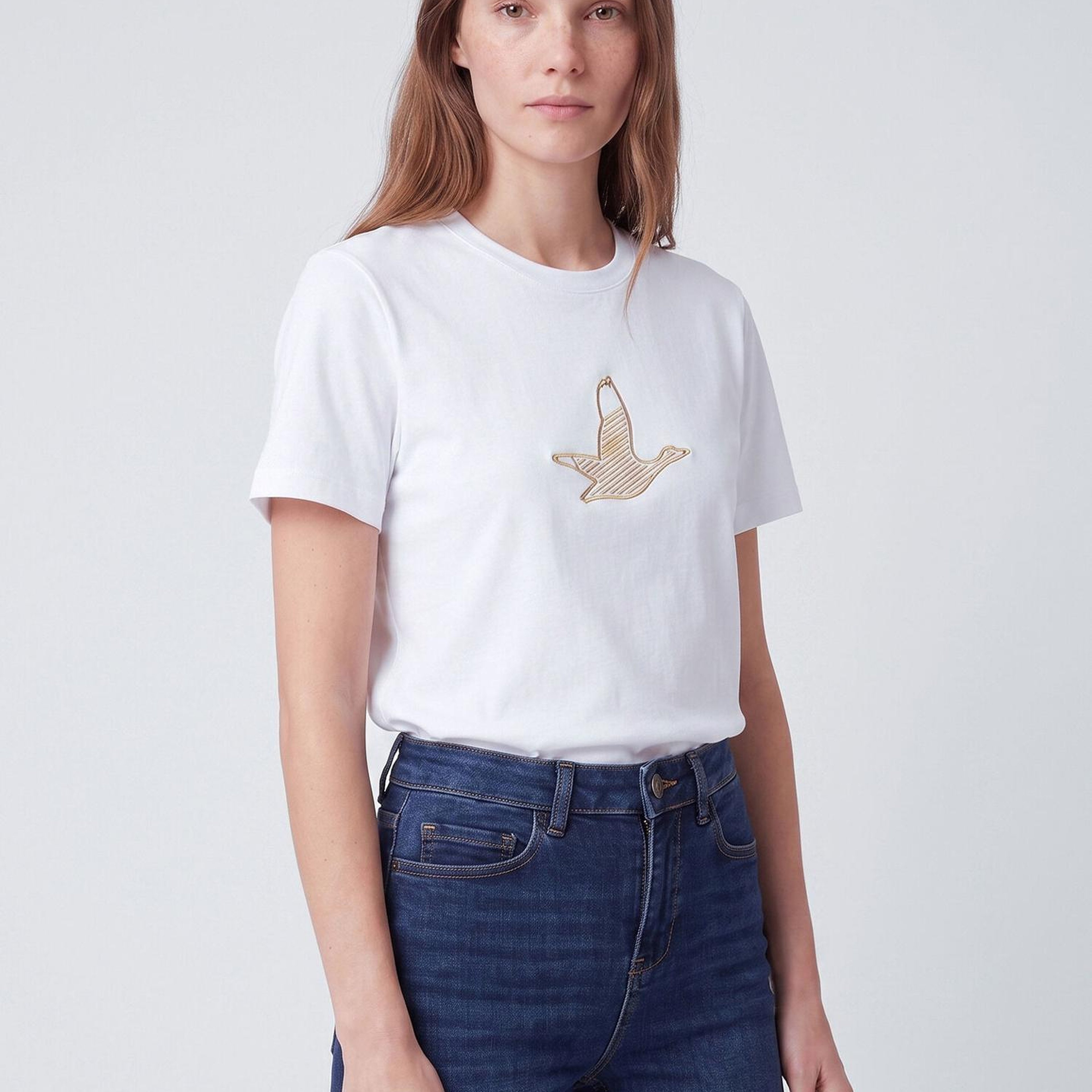 Beymen Club Kadın Kırık Beyaz Gold Logolu T-shirt