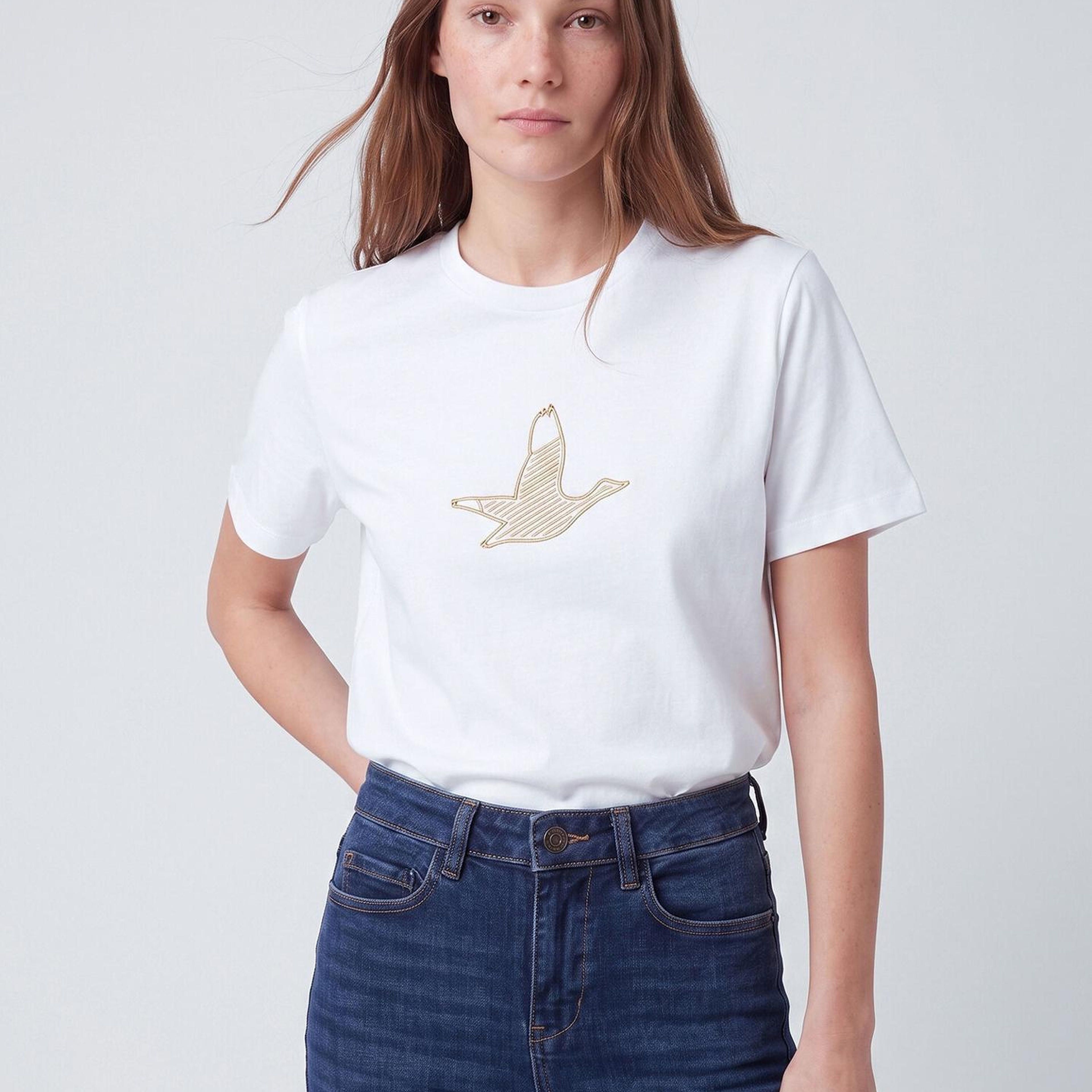 Beymen Club Kadın Kırık Beyaz Gold Logolu T-shirt