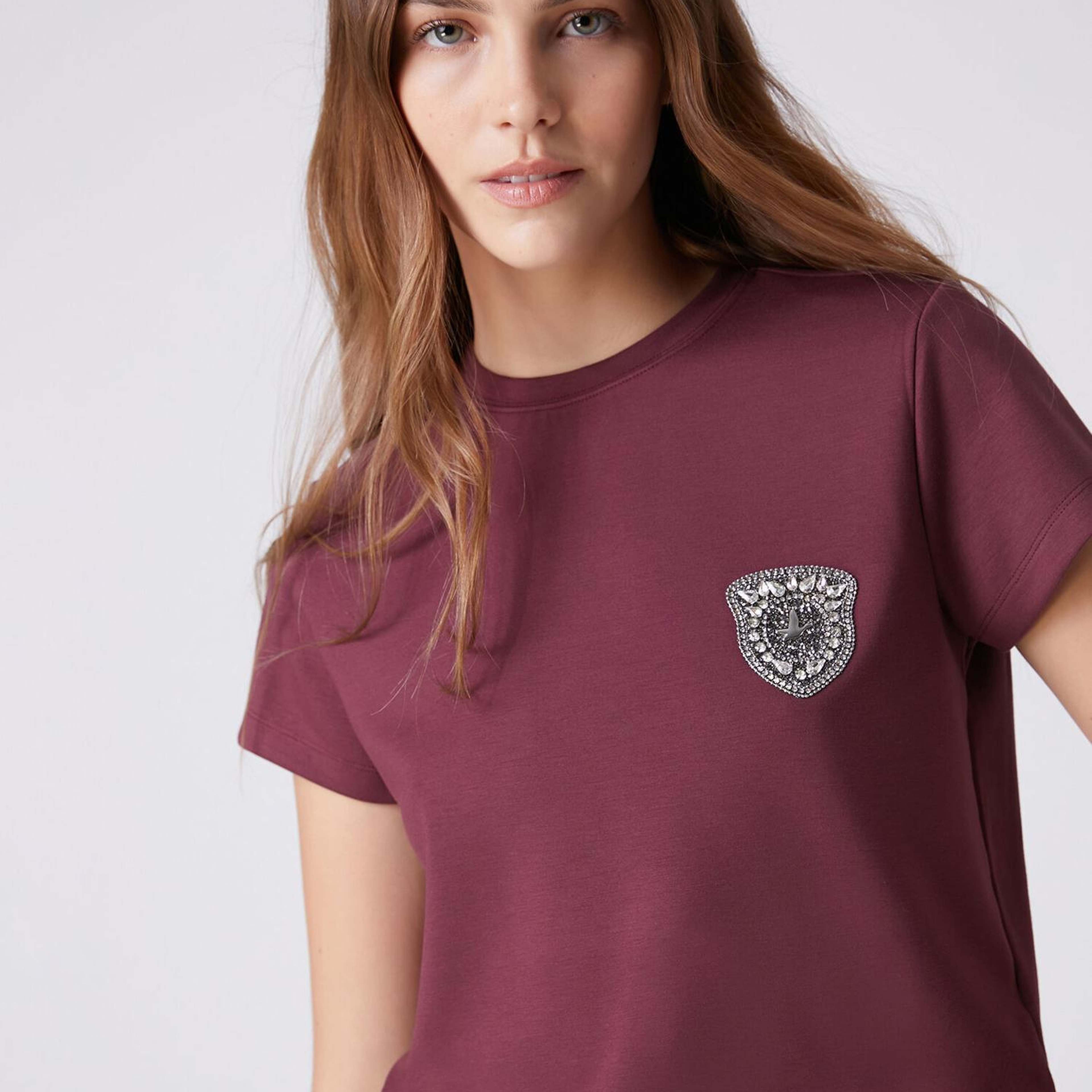 Beymen Club Kadın Bordo Taşlı Logo Detaylı T-shirt