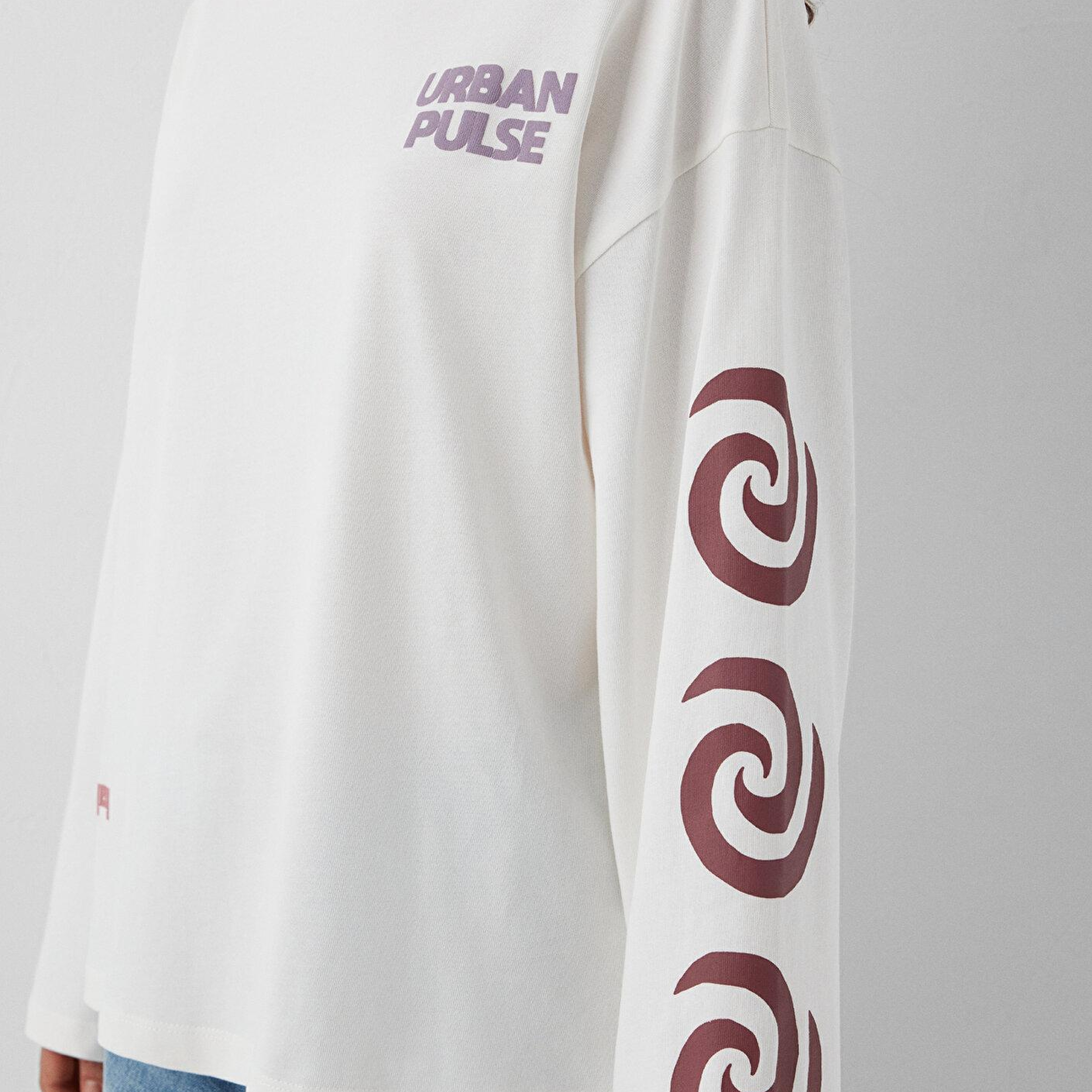 Mavi Baskılı Ekru Tişört Loose Fit / Bol Rahat Kesim 1620231-70057
