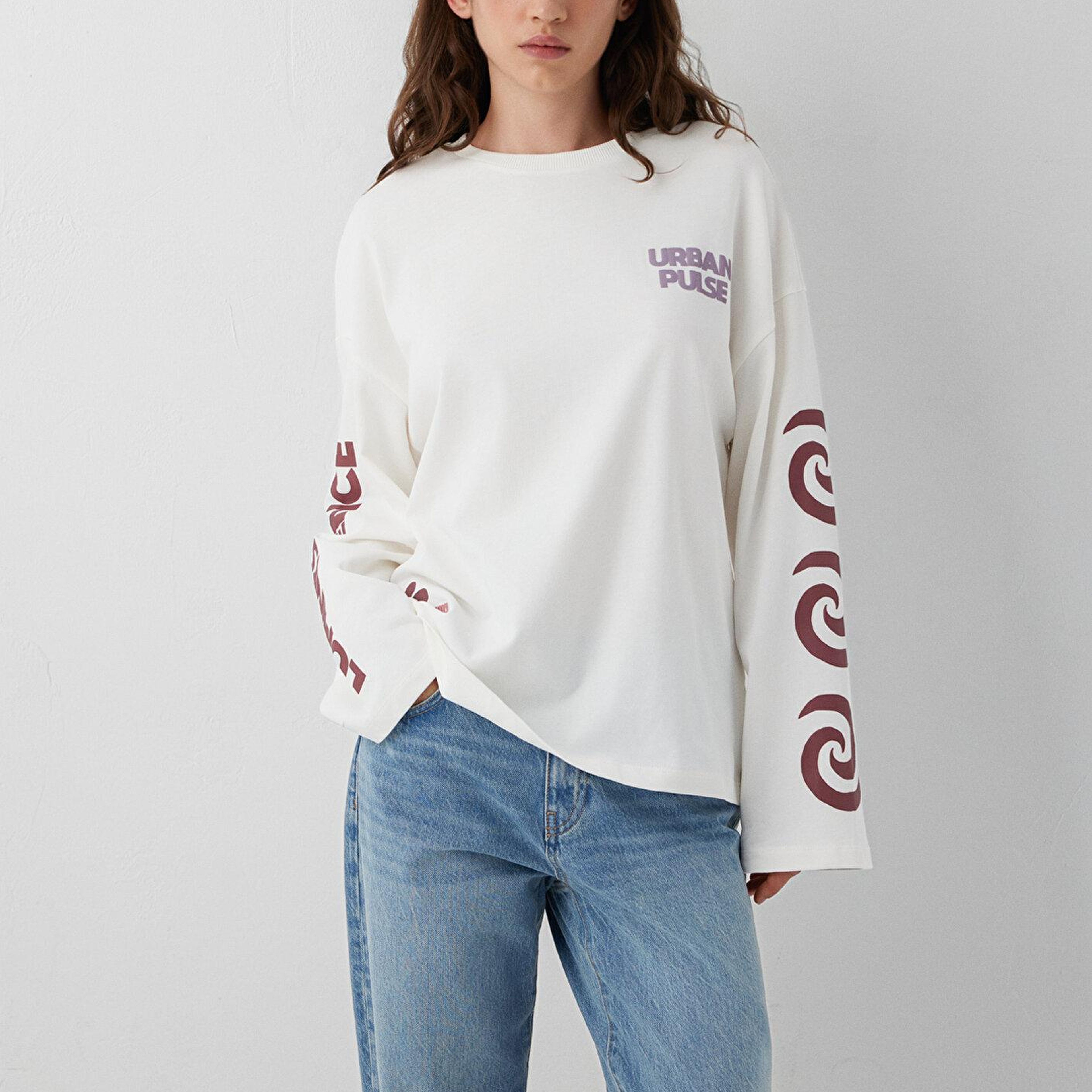 Mavi Baskılı Ekru Tişört Loose Fit / Bol Rahat Kesim 1620231-70057