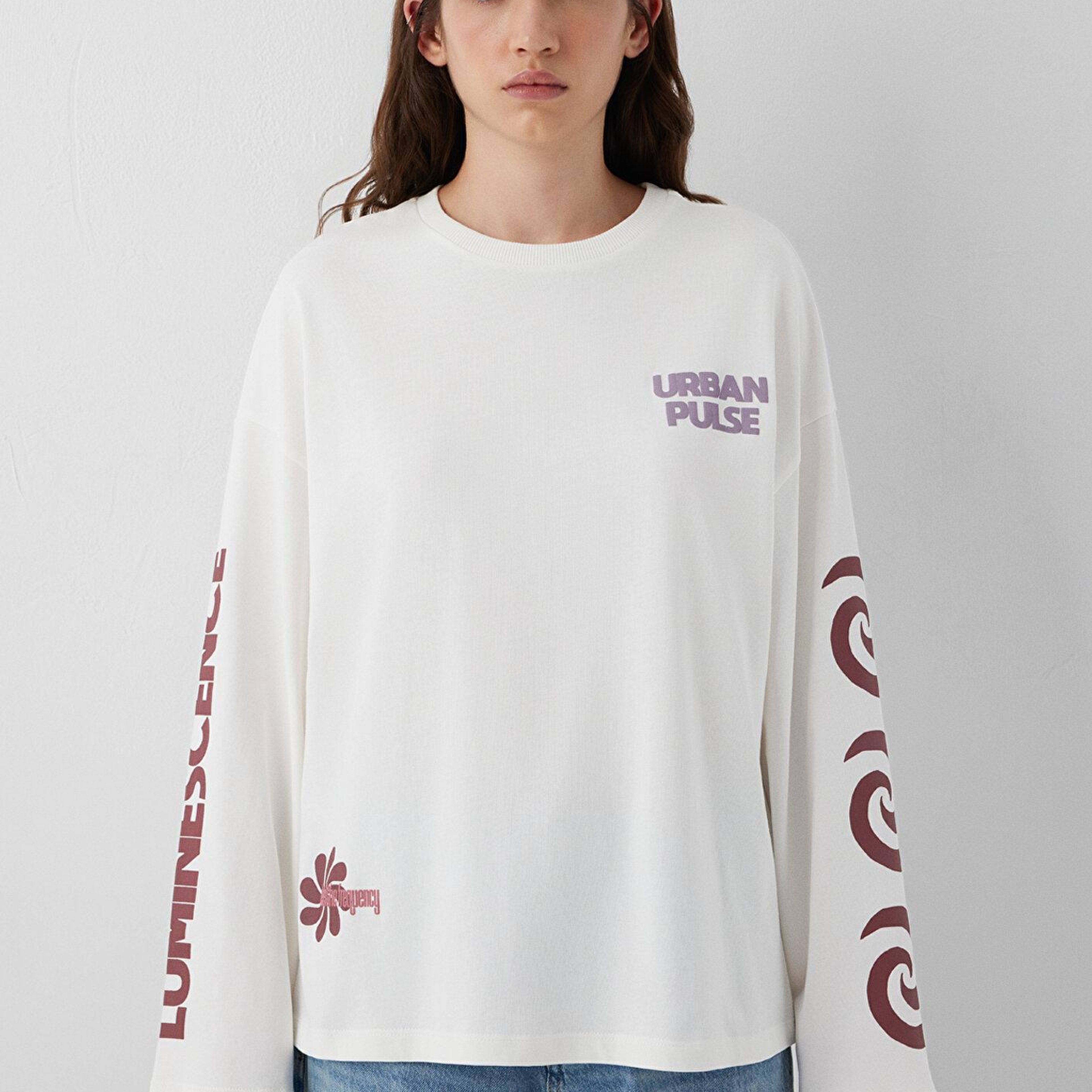 Mavi Baskılı Ekru Tişört Loose Fit / Bol Rahat Kesim 1620231-70057