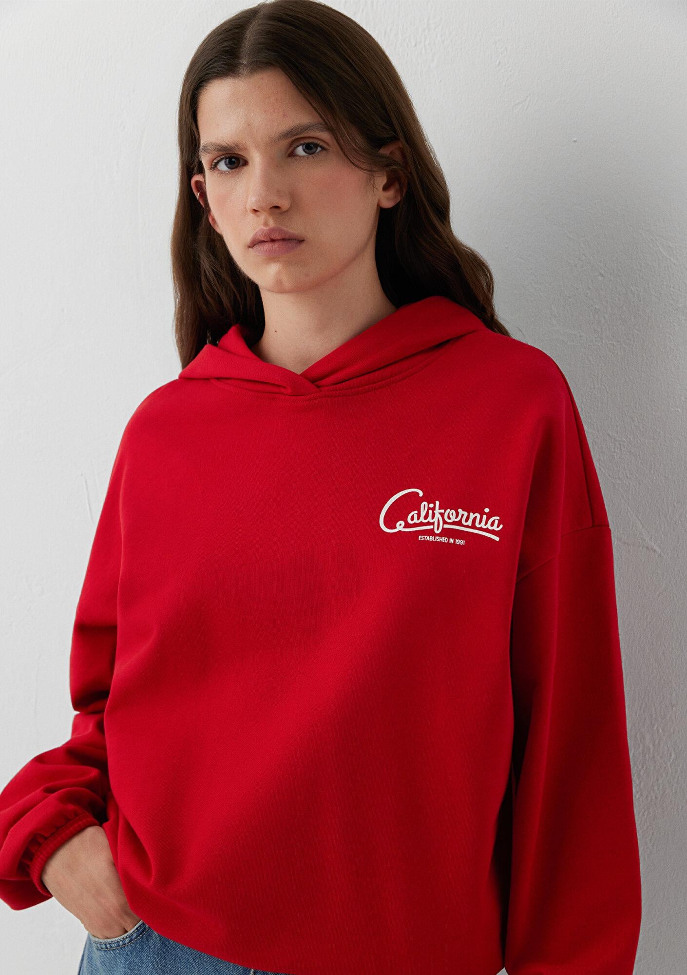 Mavi Kapüşonlu Kırmızı Sweatshirt 1S20105-86417