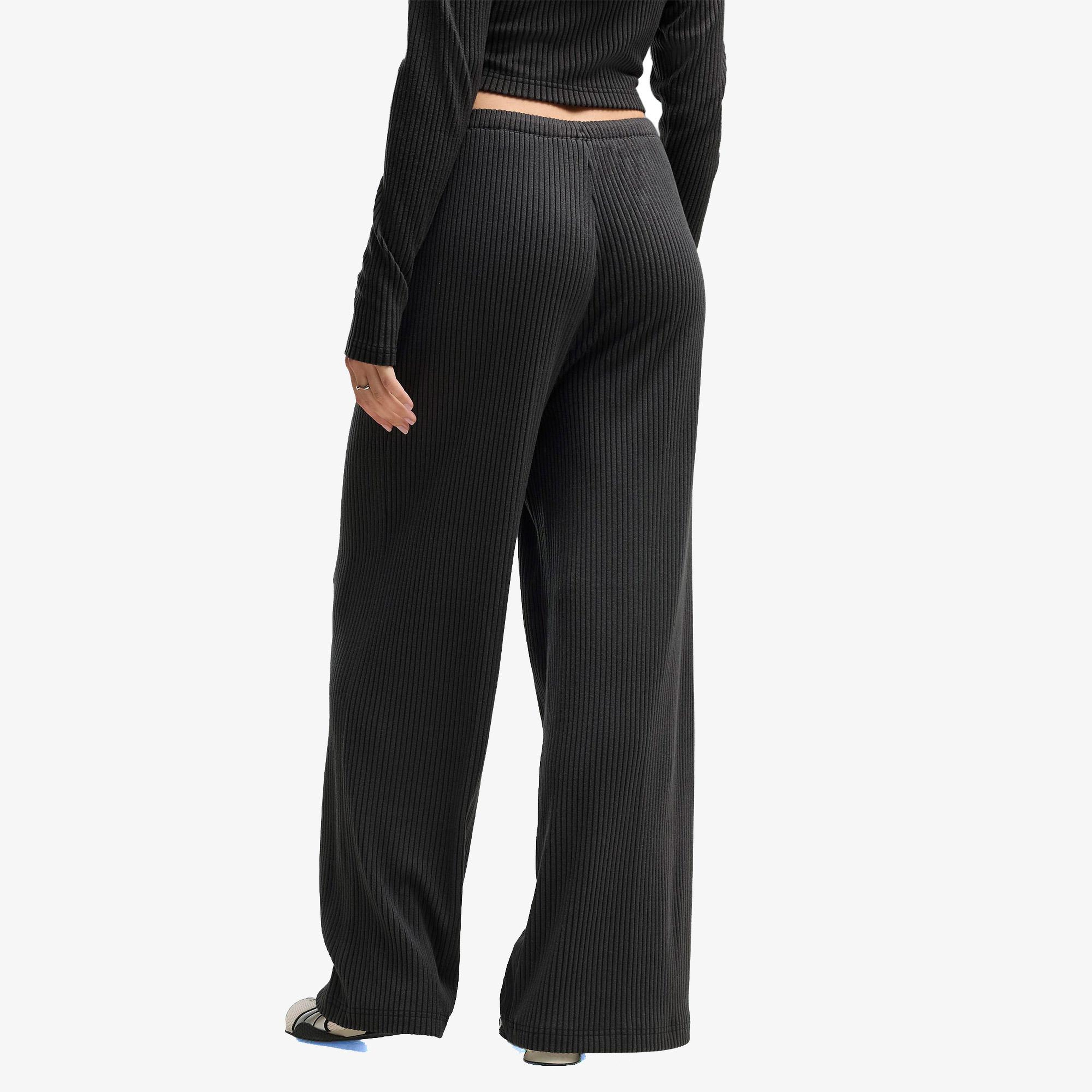 Puma Essential Ribbed Kadın Siyah Eşofman Altı