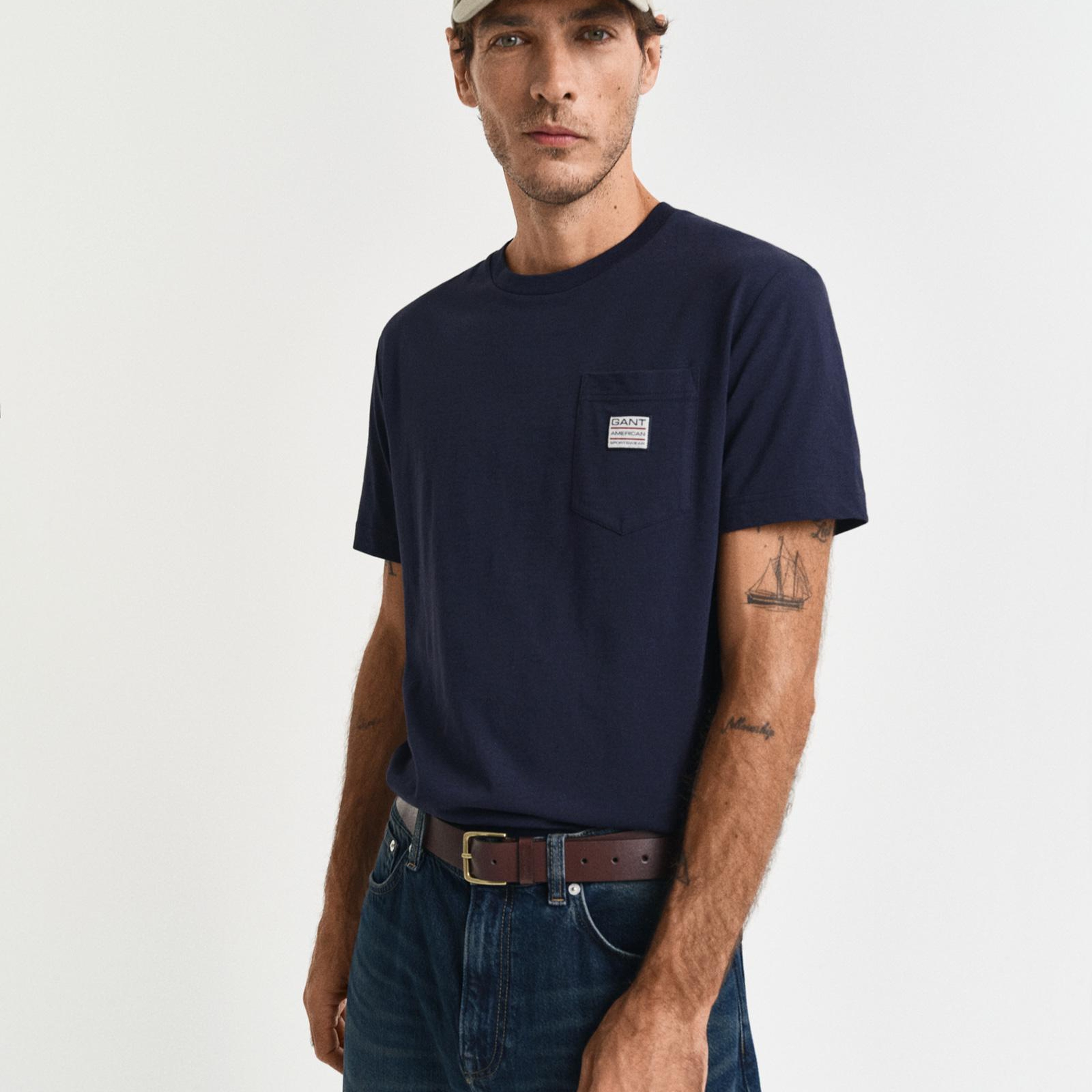 GANT Erkek Lacivert Regular Fit Bisiklet Yaka T-Shirt