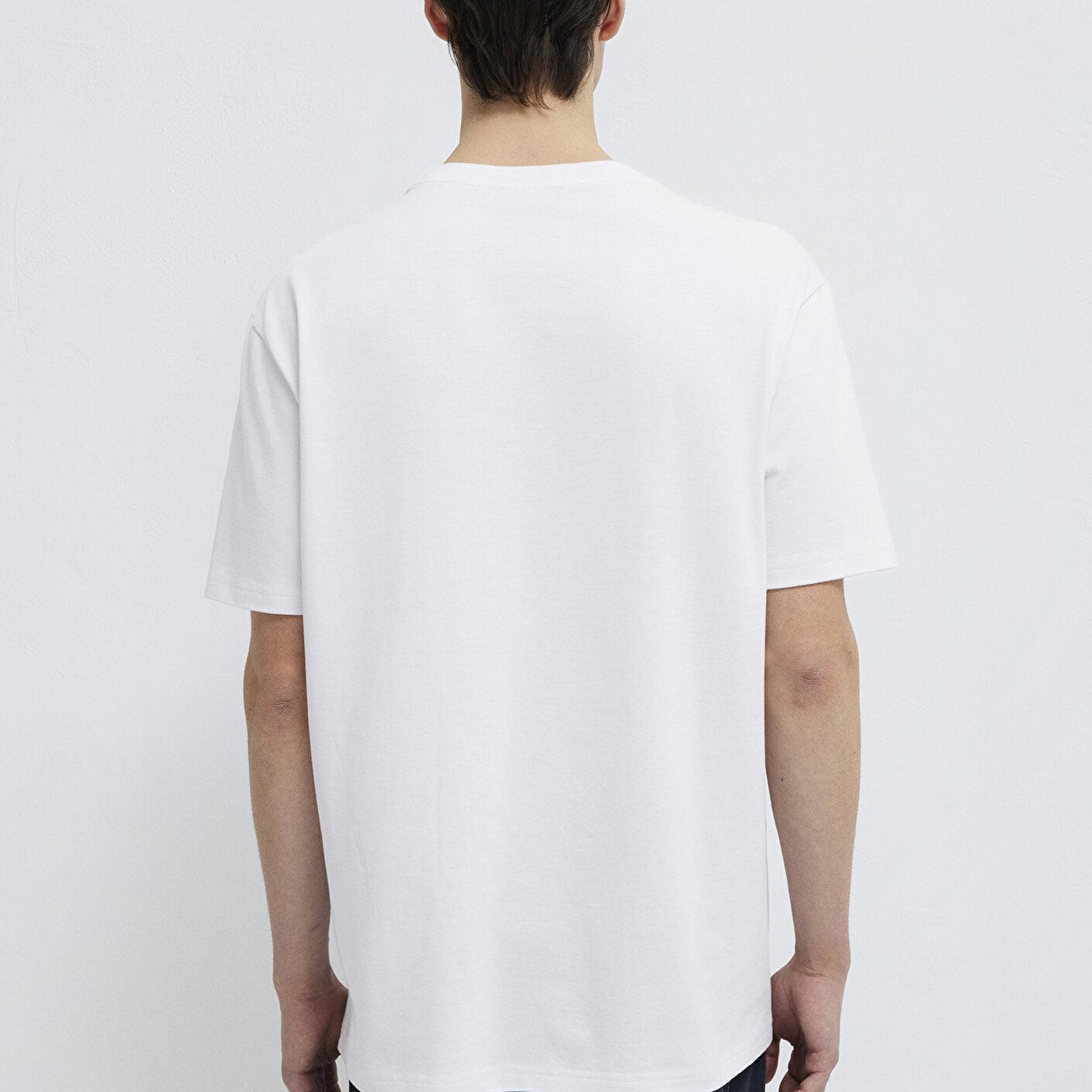 Mavi Bisiklet Yaka Beyaz Basic Tişört Loose Fit / Bol Rahat Kesim 0611596-620