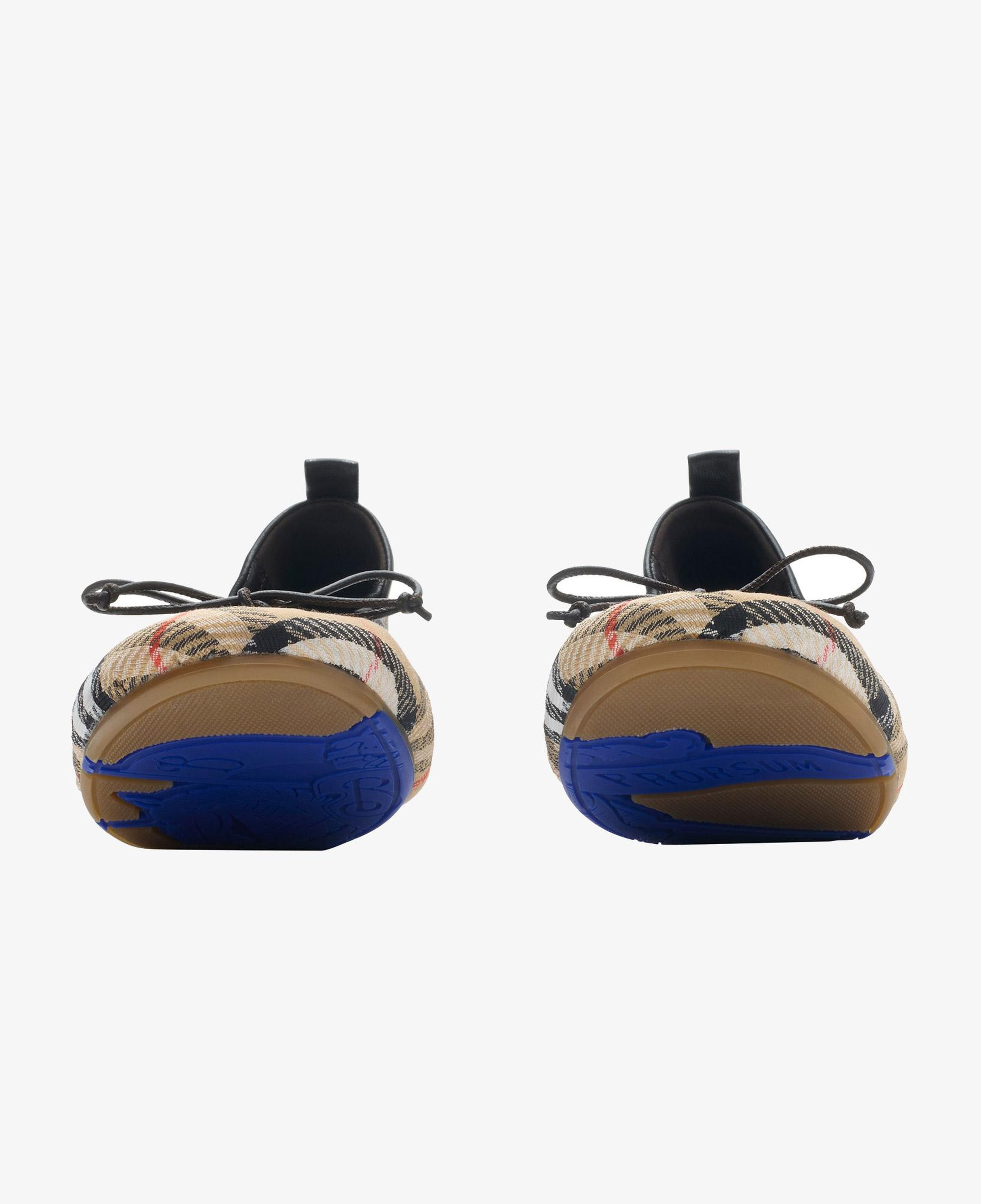 Burberry Fawn Check Kadın Bej Babet