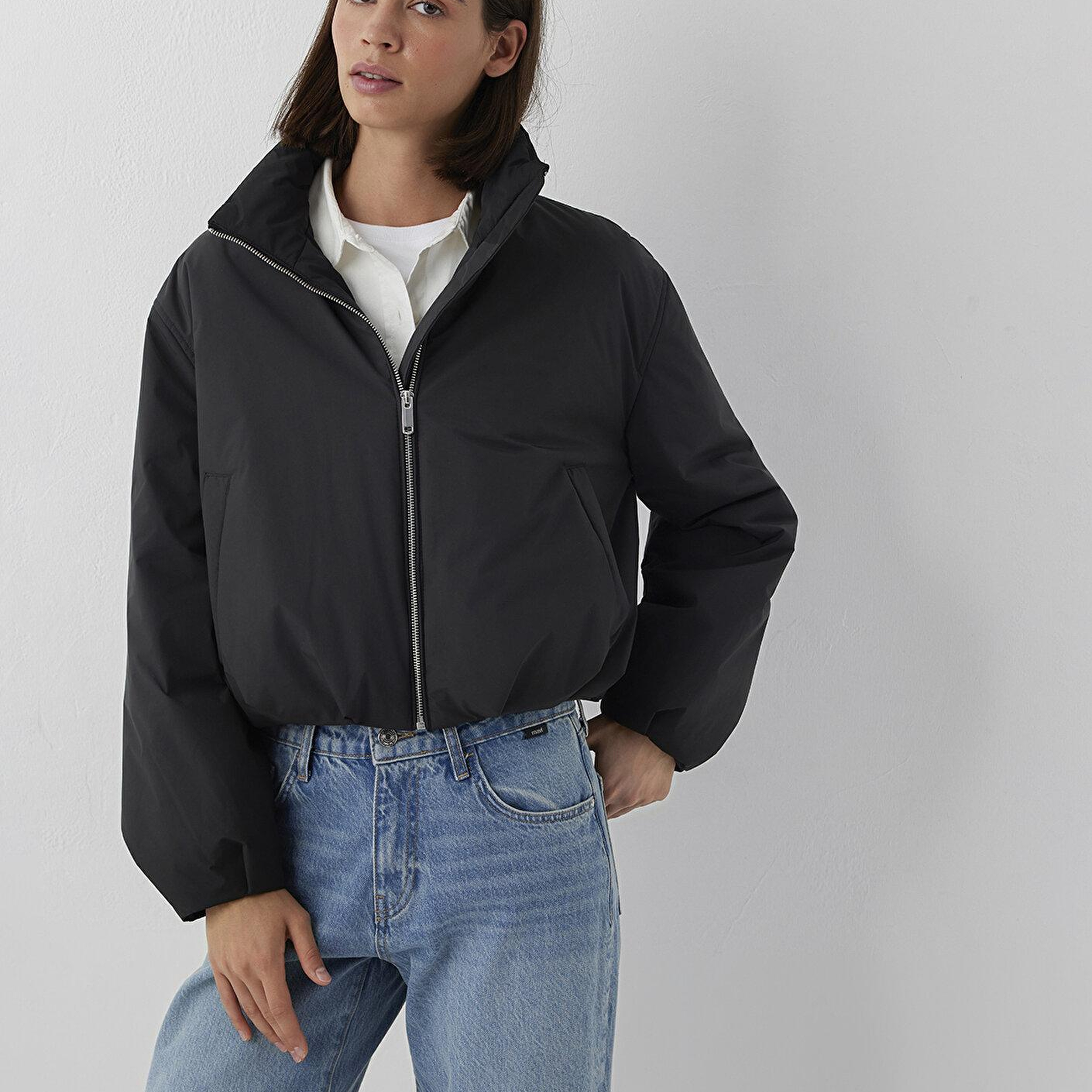 Mavi Su İtici Dik Yaka Siyah Şişme Mont Oversize / Geniş Kesim 1110815-900