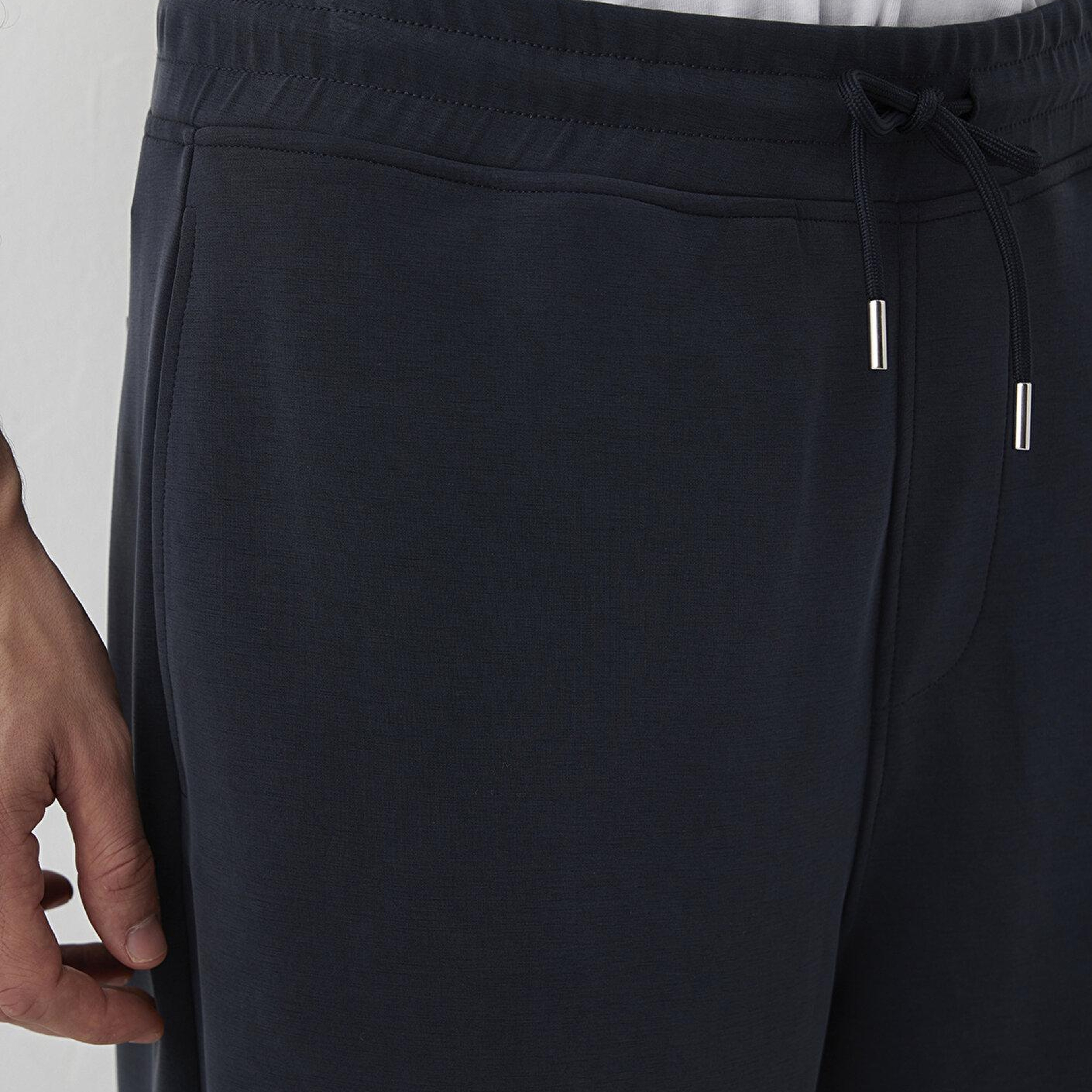 Mavi (Tencel™) Modal Karışımlı Siyah Eşofman Altı 0010524-900