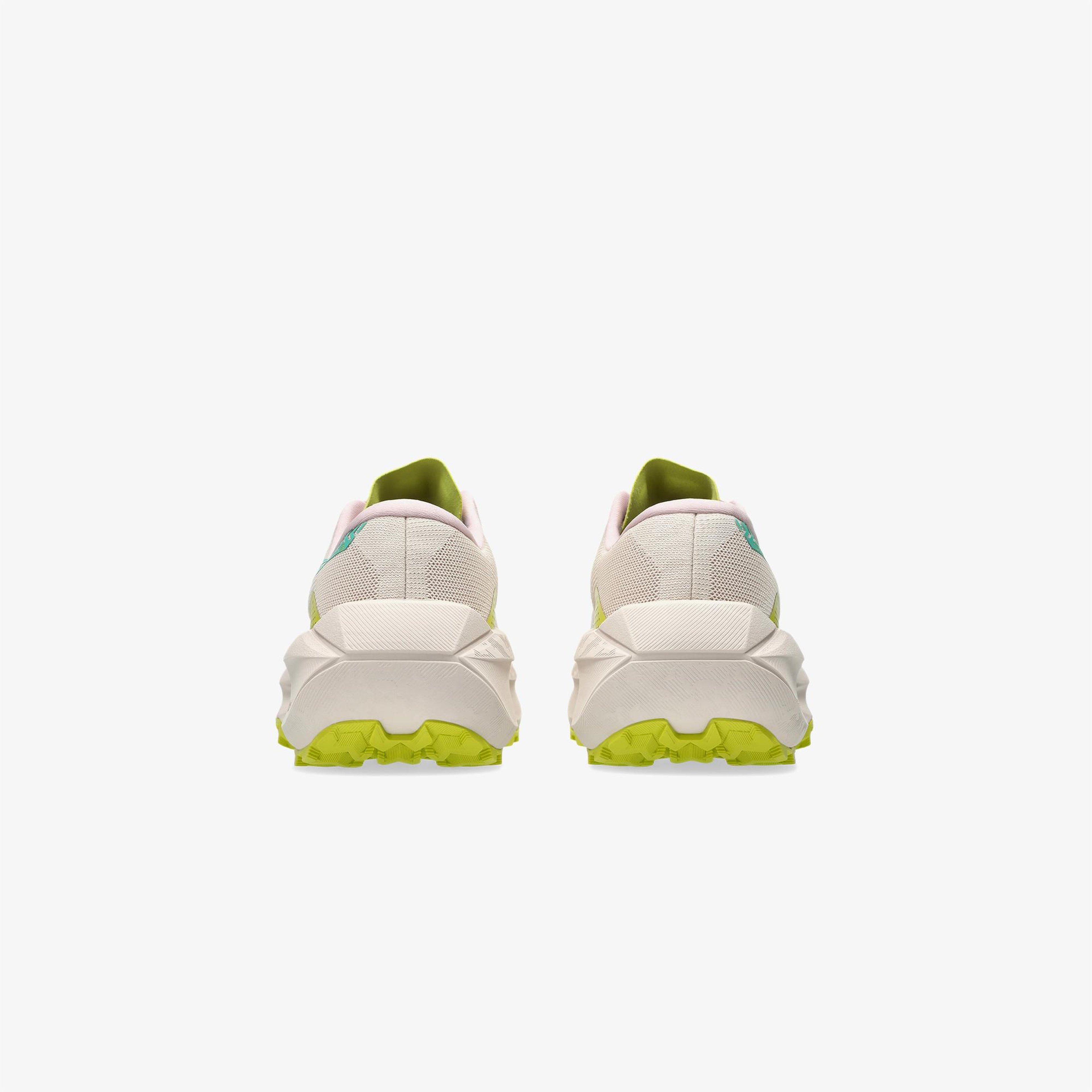 Asics Trabuco Max 5 Kadın Bej Koşu Ayakkabısı