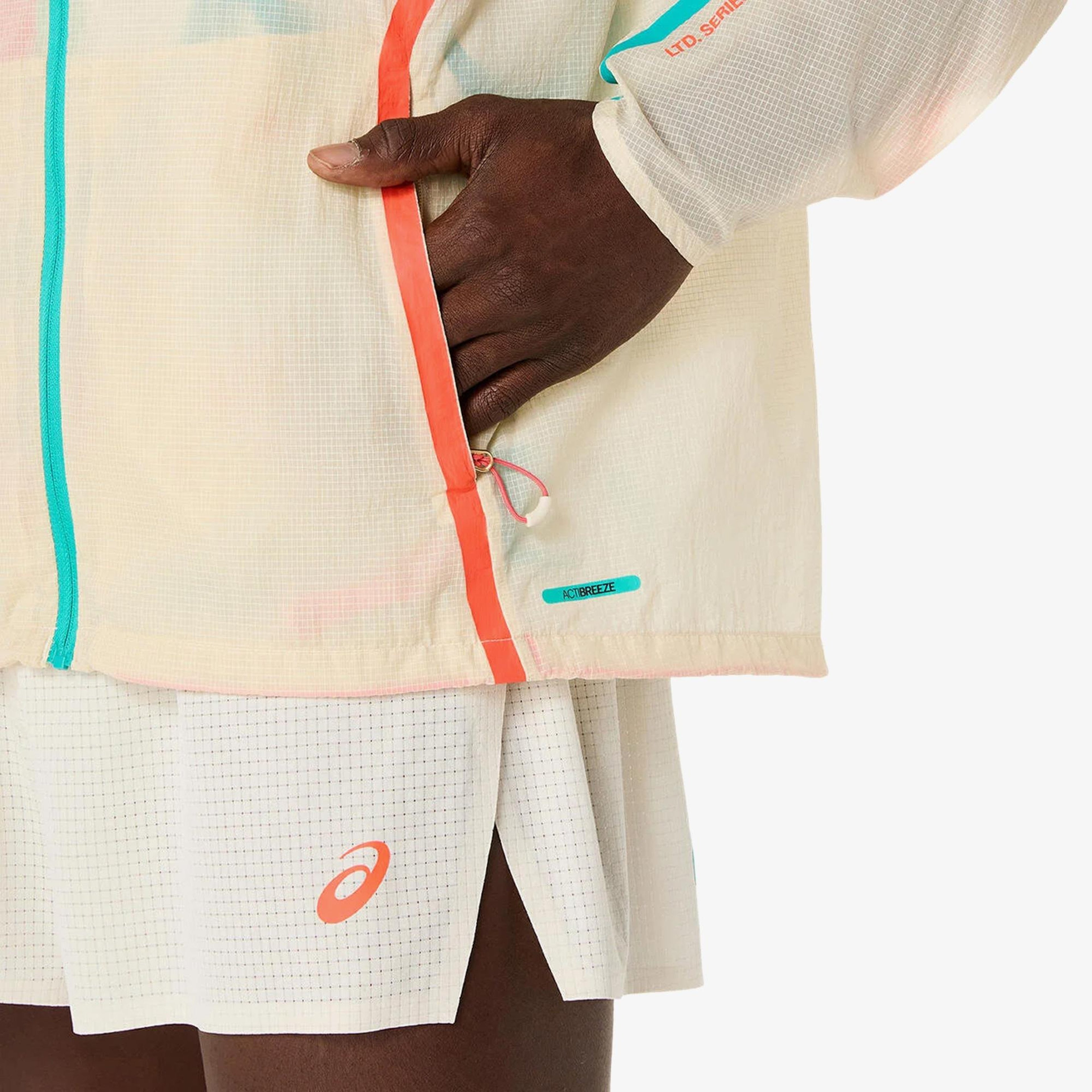 Asics Limited Series Road Packable Erkek Krem Koşu Ceket