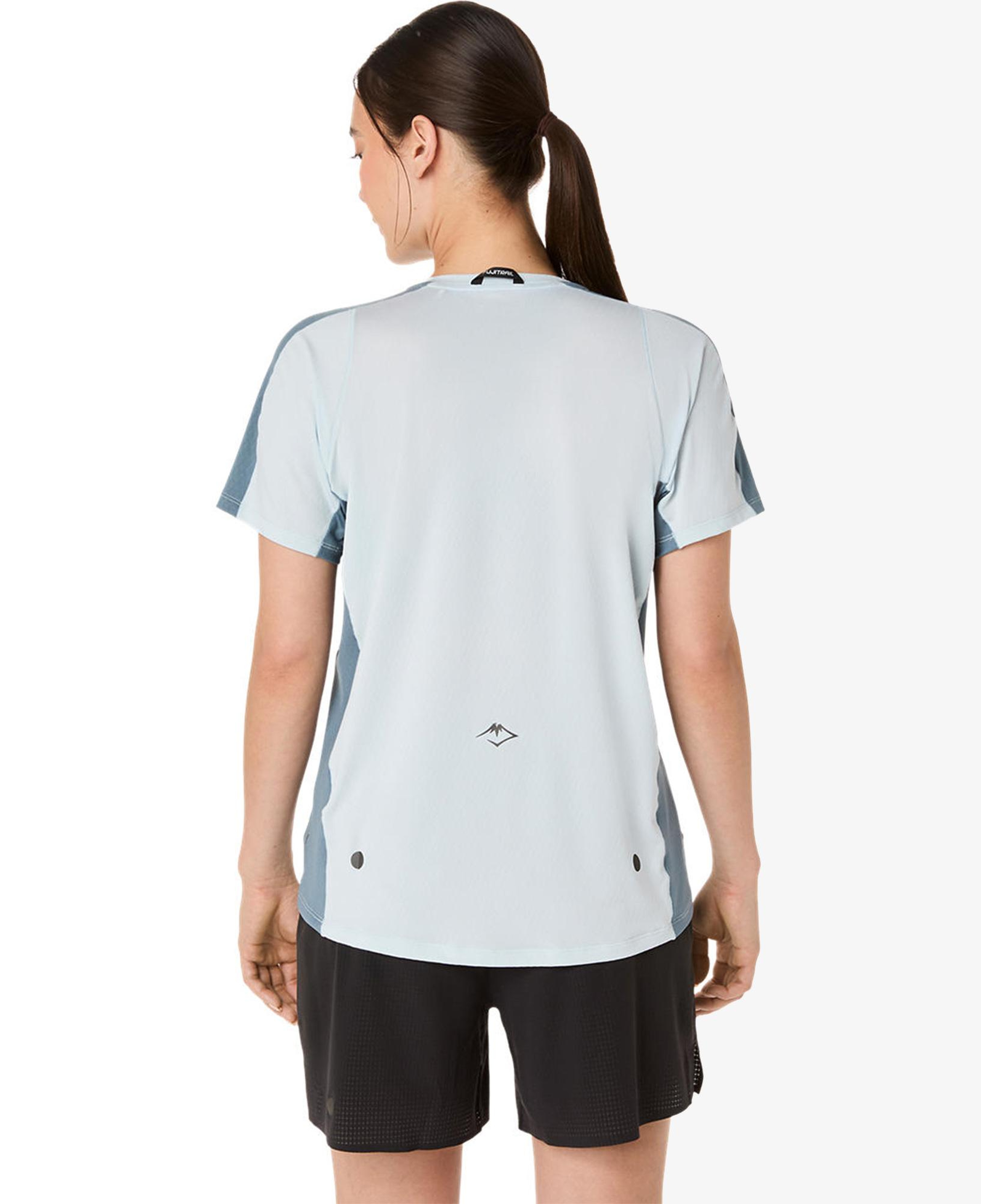 Asics Fujitrail Elite Ss Top Kadın Gri Koşu T-Shirt