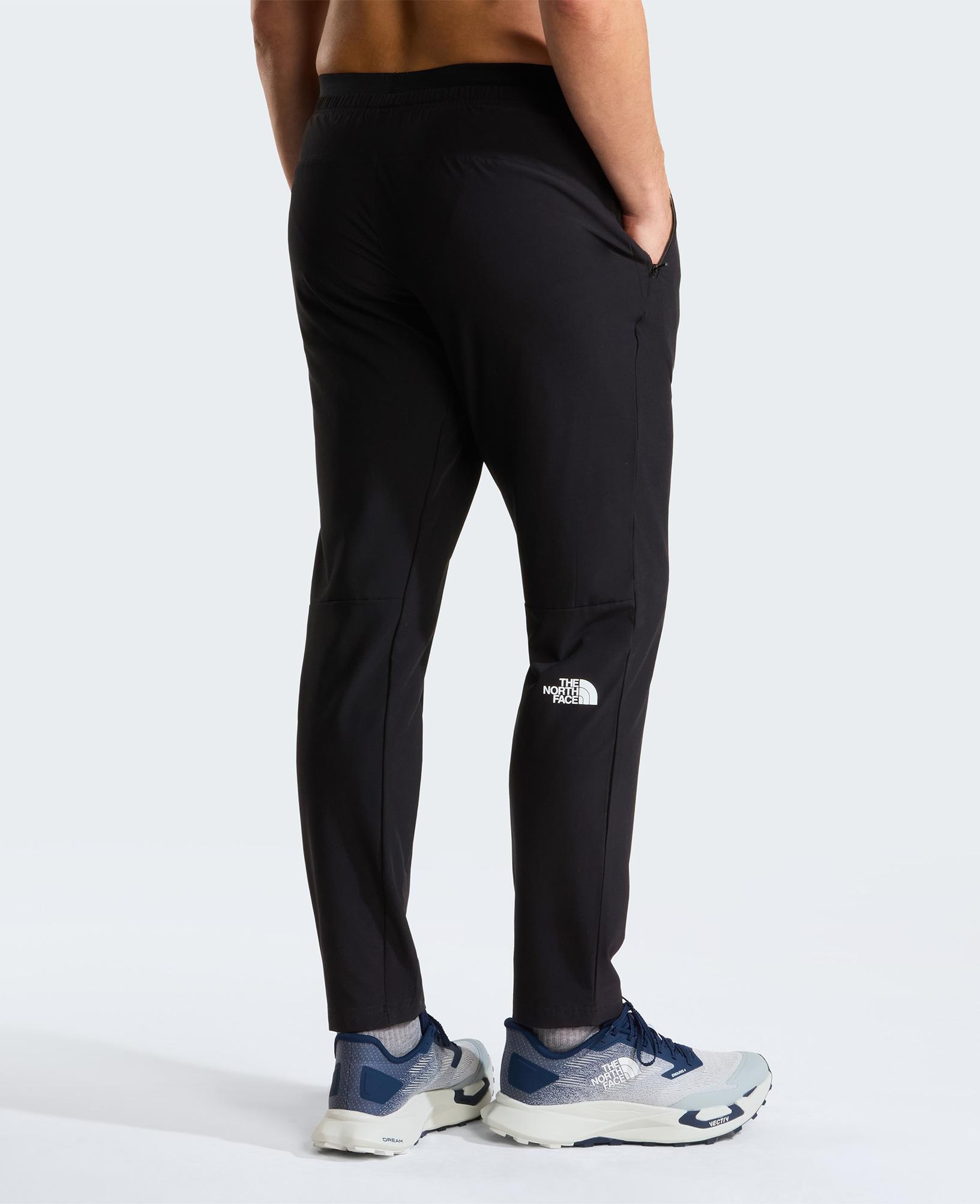 The North Face 24/7 Woven Erkek Siyah Jogger Pantolon