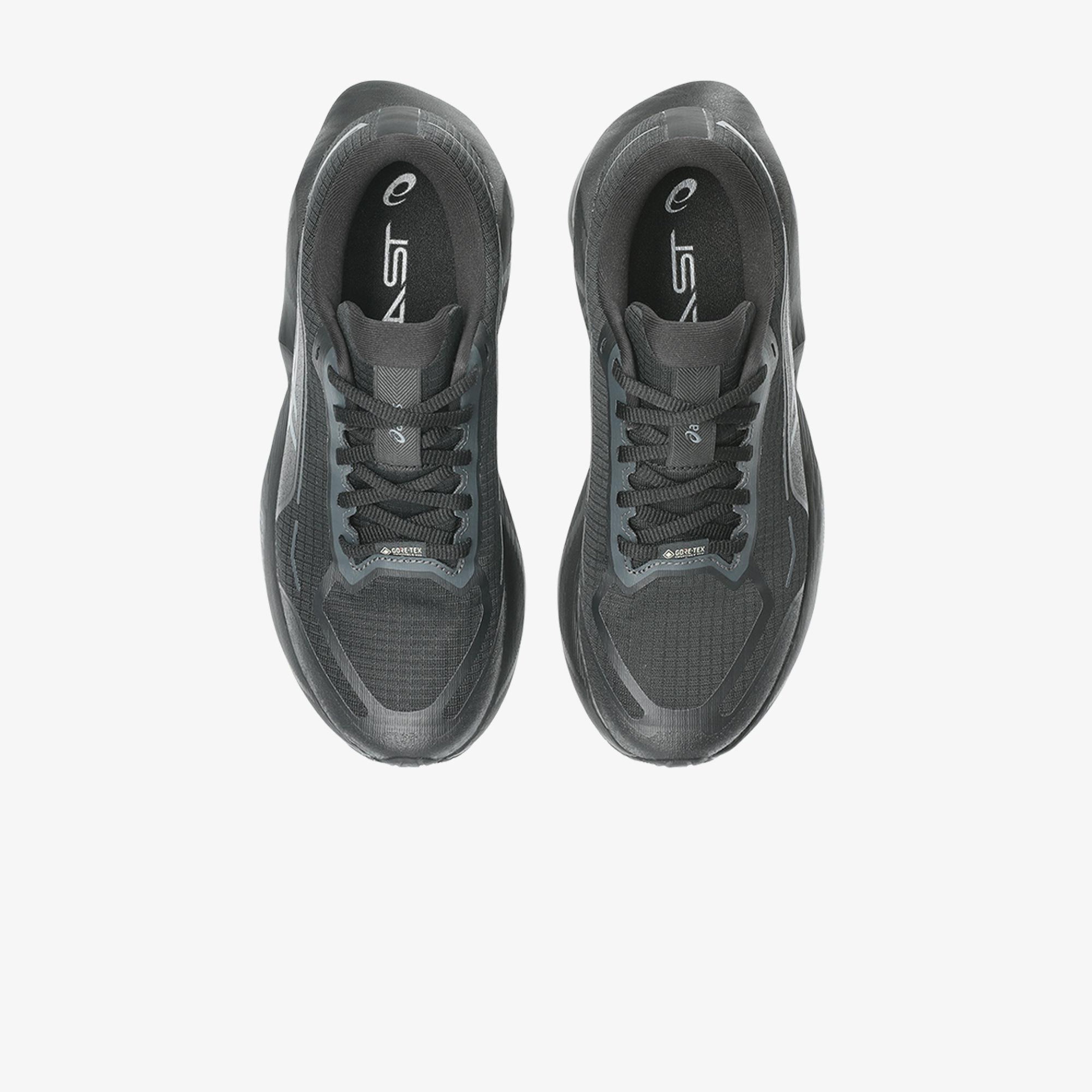 Asics Novablast 6 GORE-TEX Kadın Siyah Koşu Ayakkabısı
