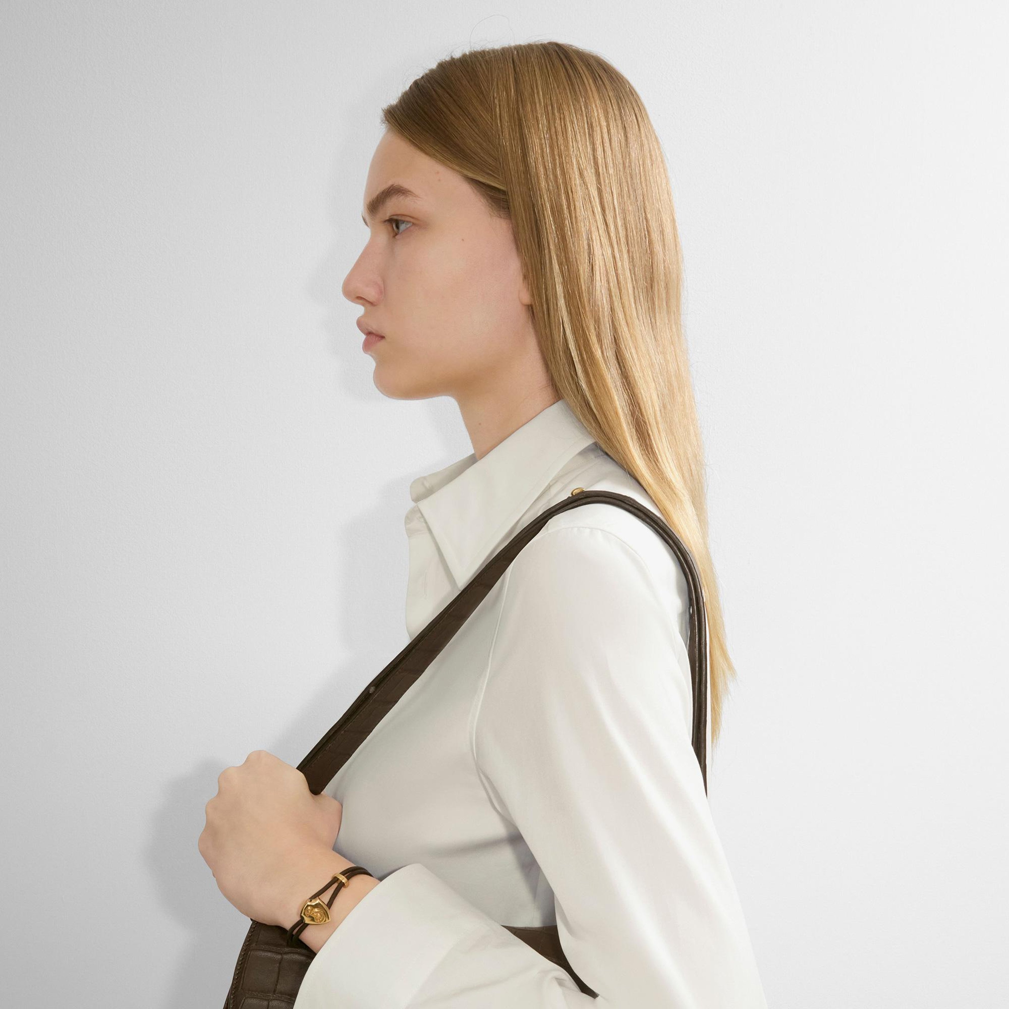 Burberry Brace Leather Shield Kadın Altın Bileklik