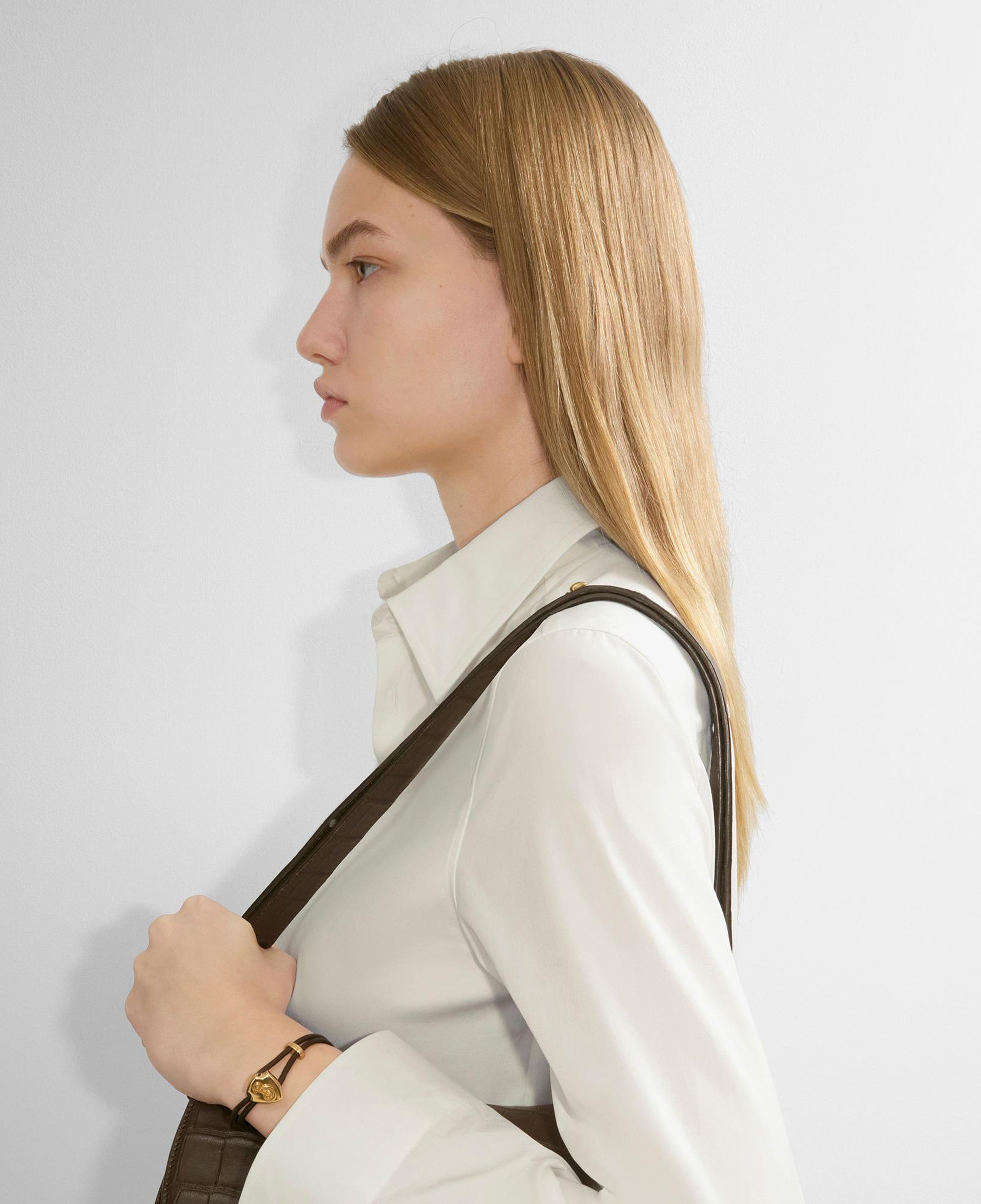 Burberry Brace Leather Shield Kadın Altın Bileklik