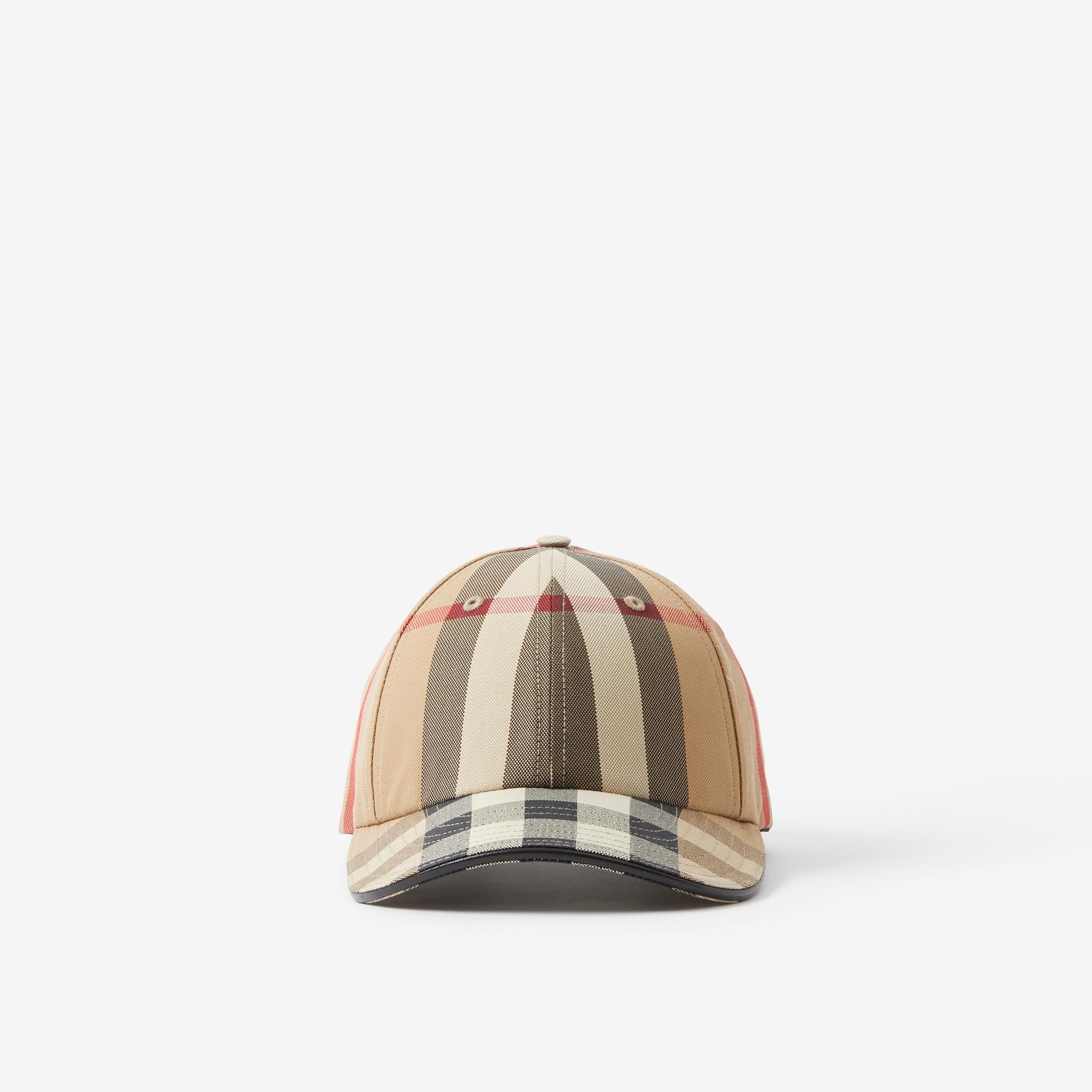 Burberry Logo Detail Exaggerated Check Pamuklu Baseball Kadın Bej Şapka