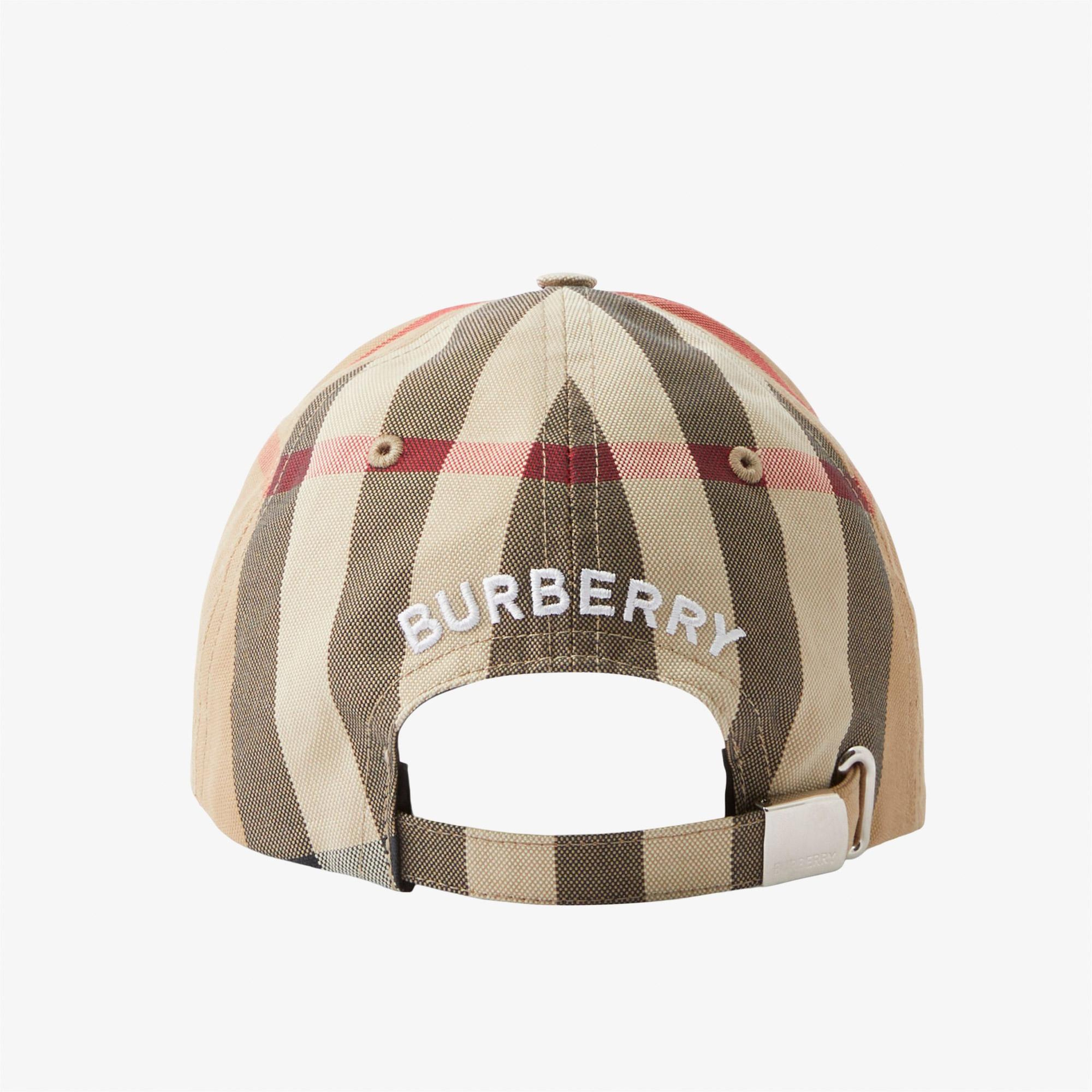 Burberry Logo Detail Exaggerated Check Pamuklu Baseball Kadın Bej Şapka