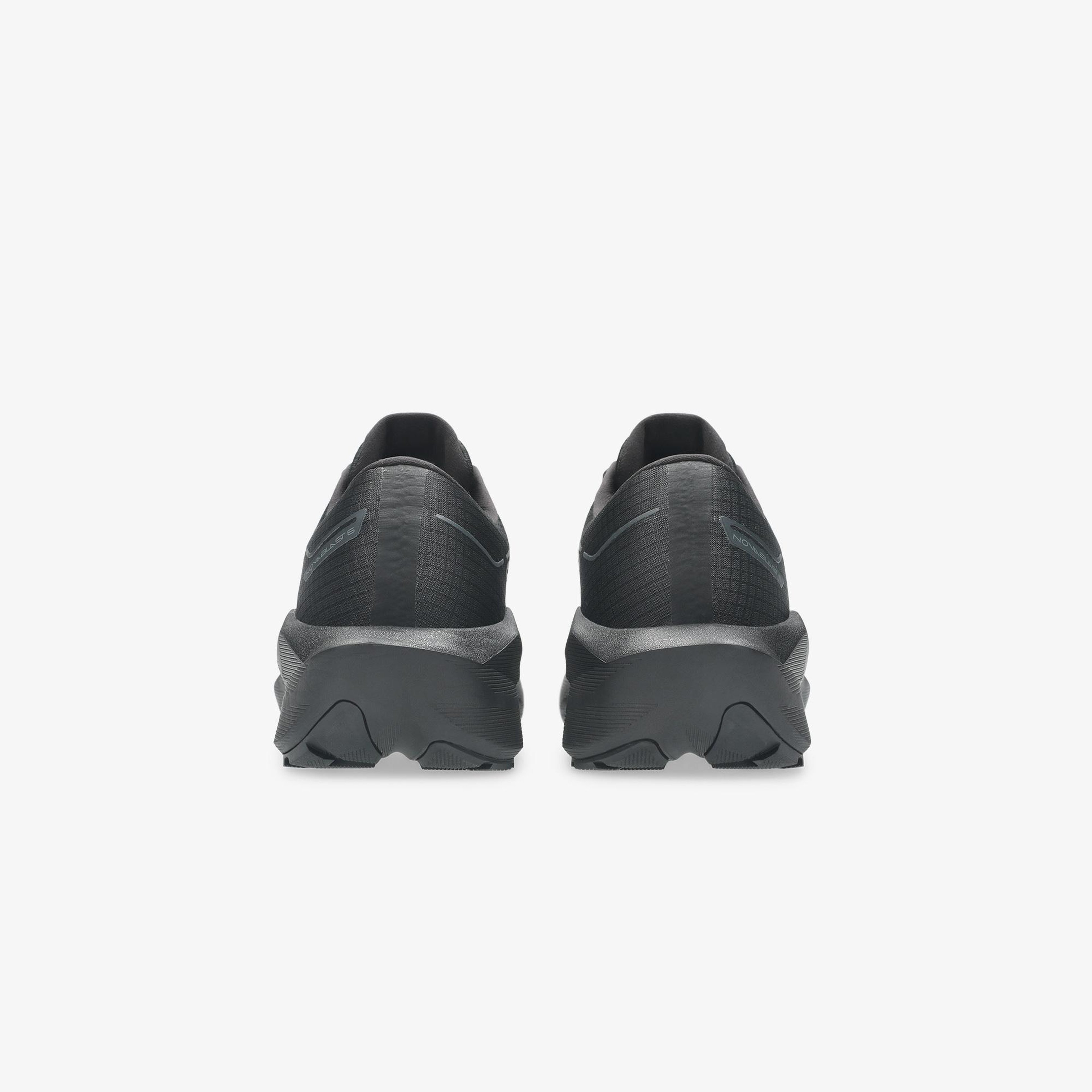 Asics Novablast 6 GORE-TEX Erkek Siyah Koşu Ayakkabısı