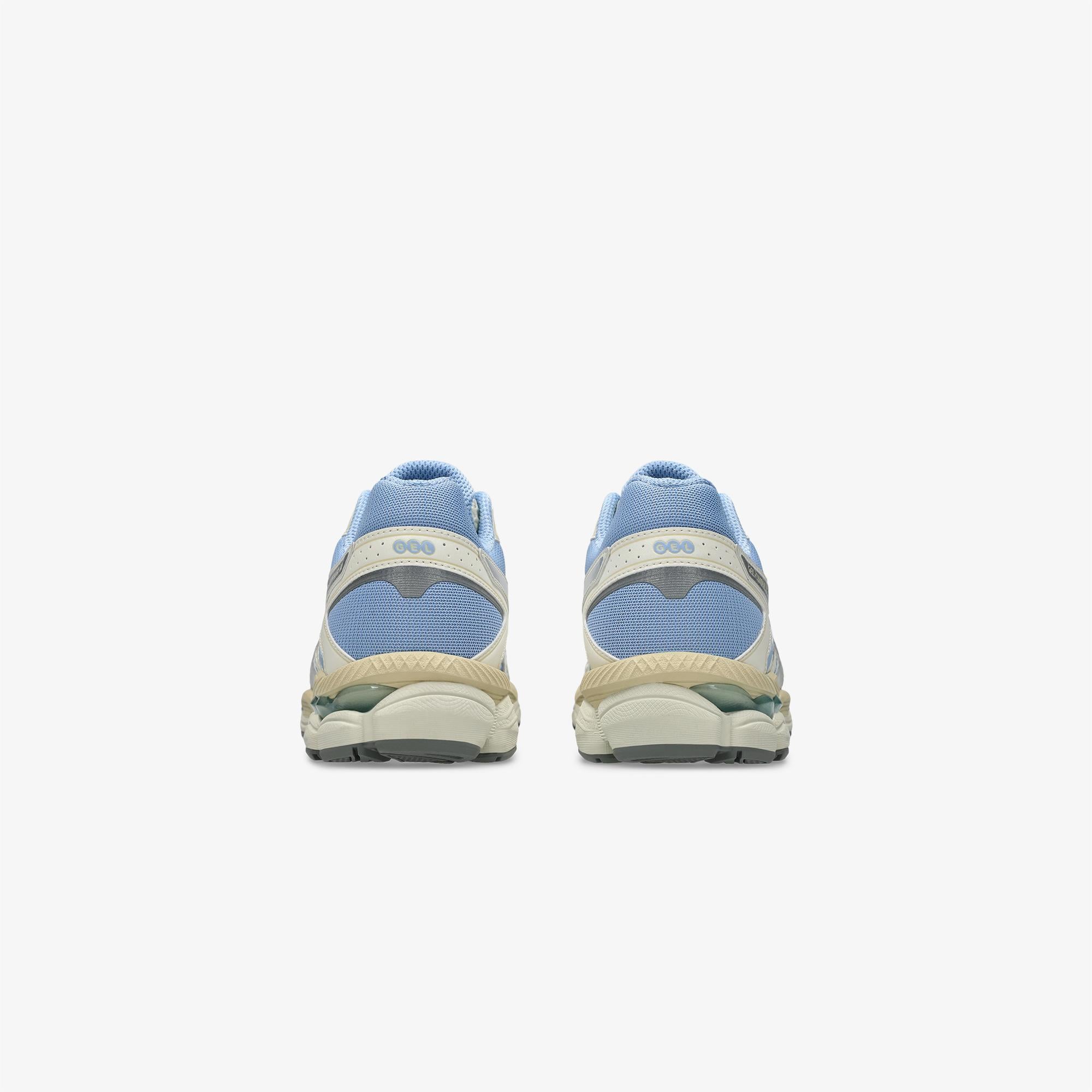 Asics Gel-Cumulus 16 Kadın Beyaz Spor Ayakkabı