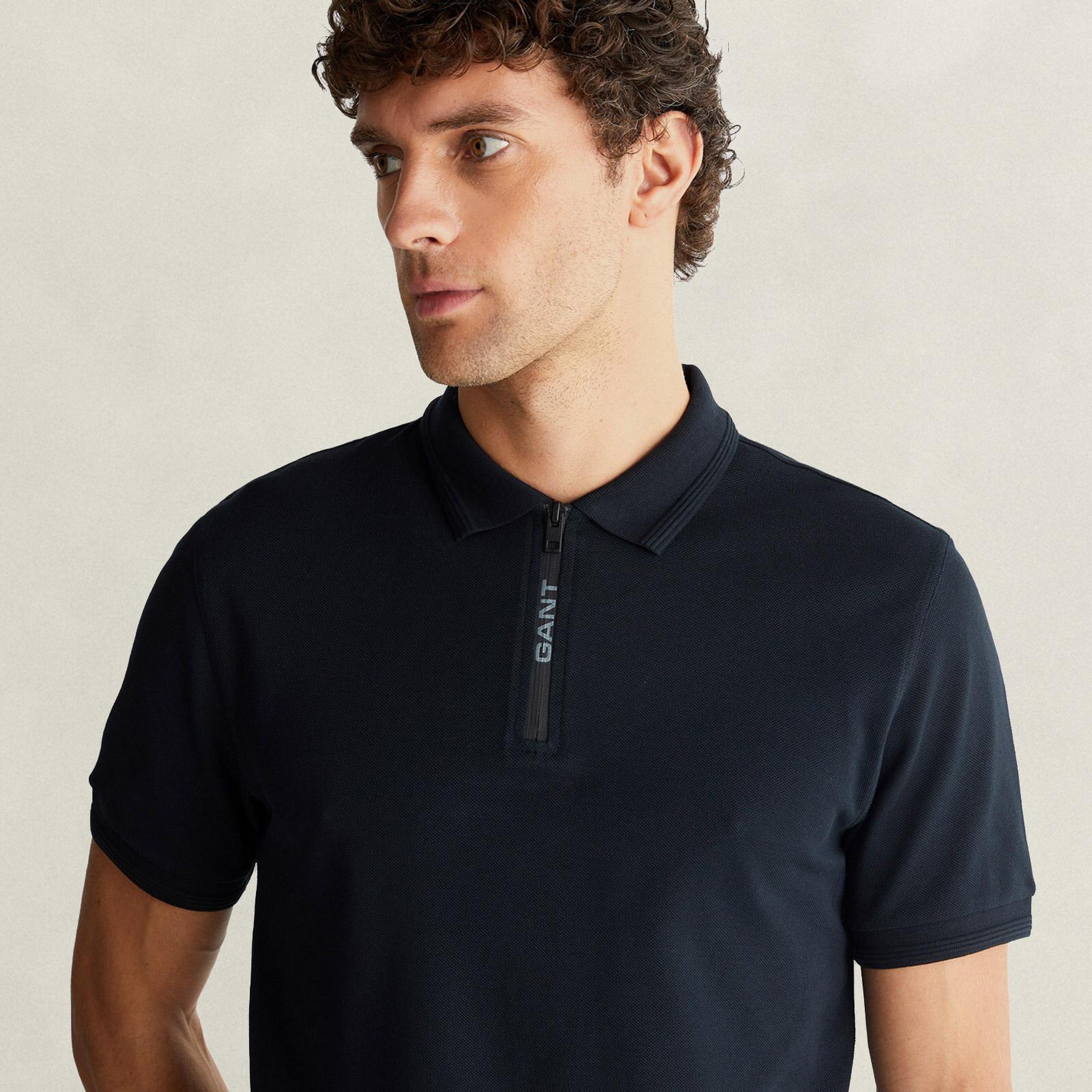 GANT Erkek Siyah Regular Fit Yarım Fermuarlı Polo Yaka T-Shirt