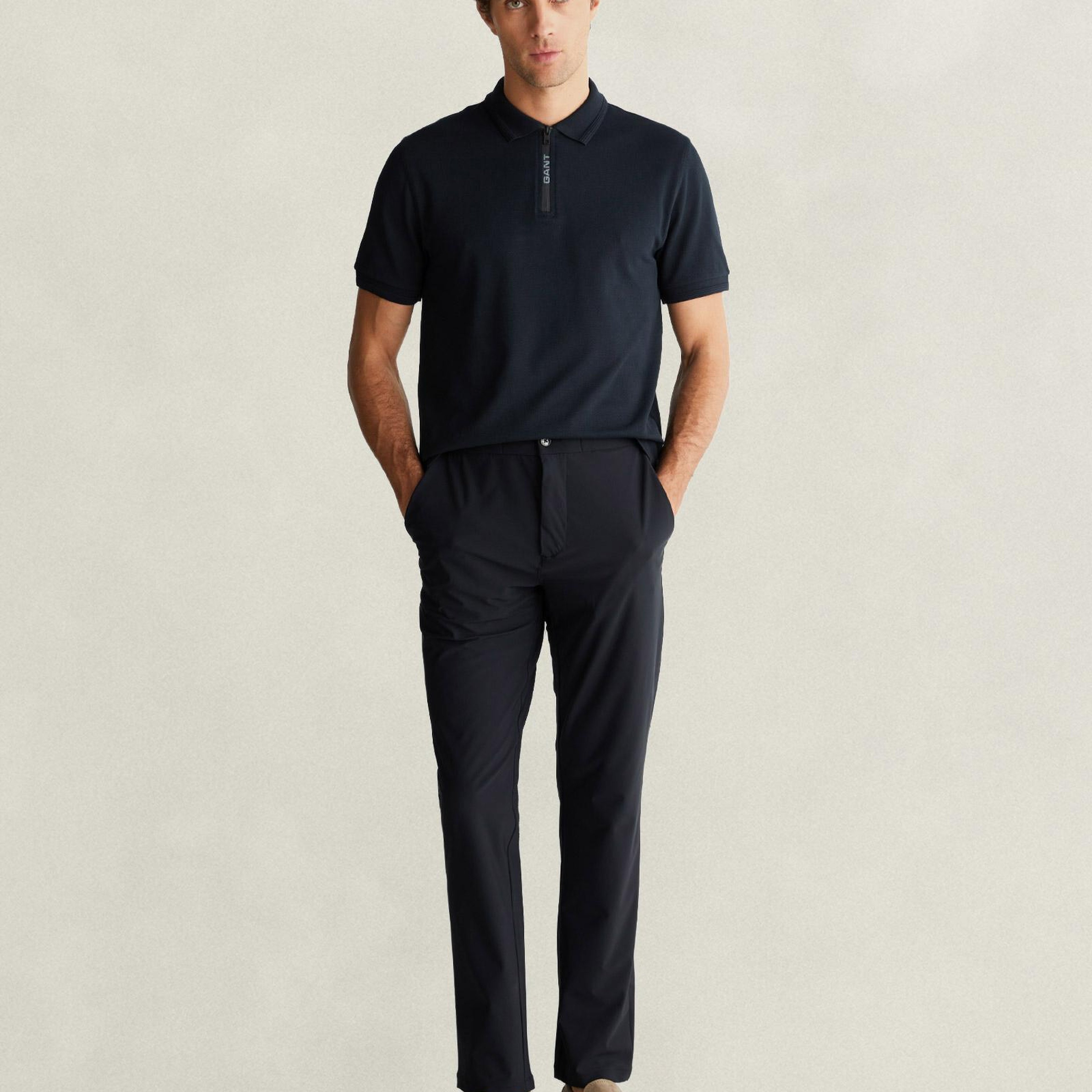 GANT Erkek Siyah Regular Fit Yarım Fermuarlı Polo Yaka T-Shirt
