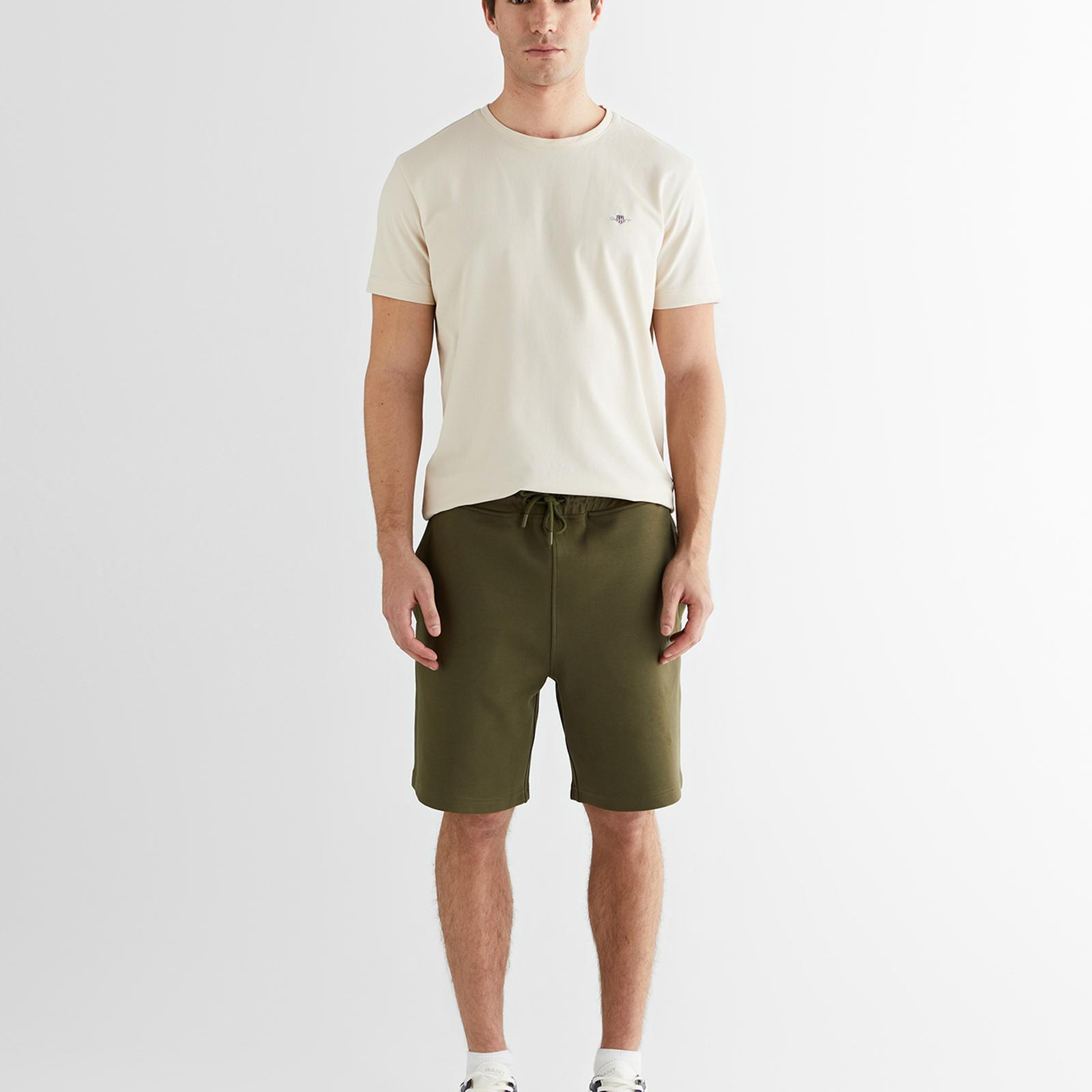GANT Erkek Yeşil Regular Fit Logolu Şort