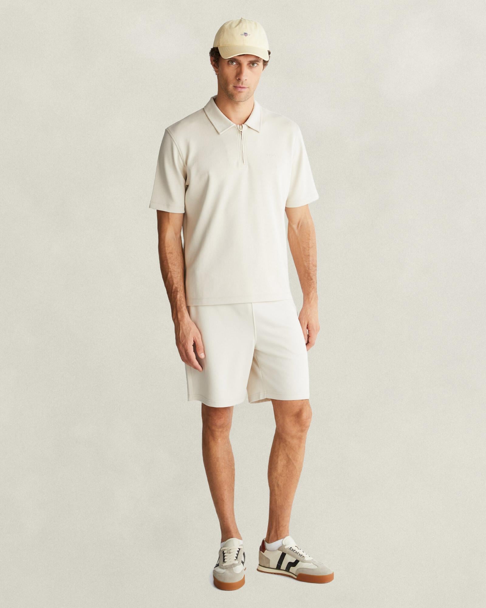 GANT Erkek Bej Relaxed Fit Polo Yaka T-Shirt
