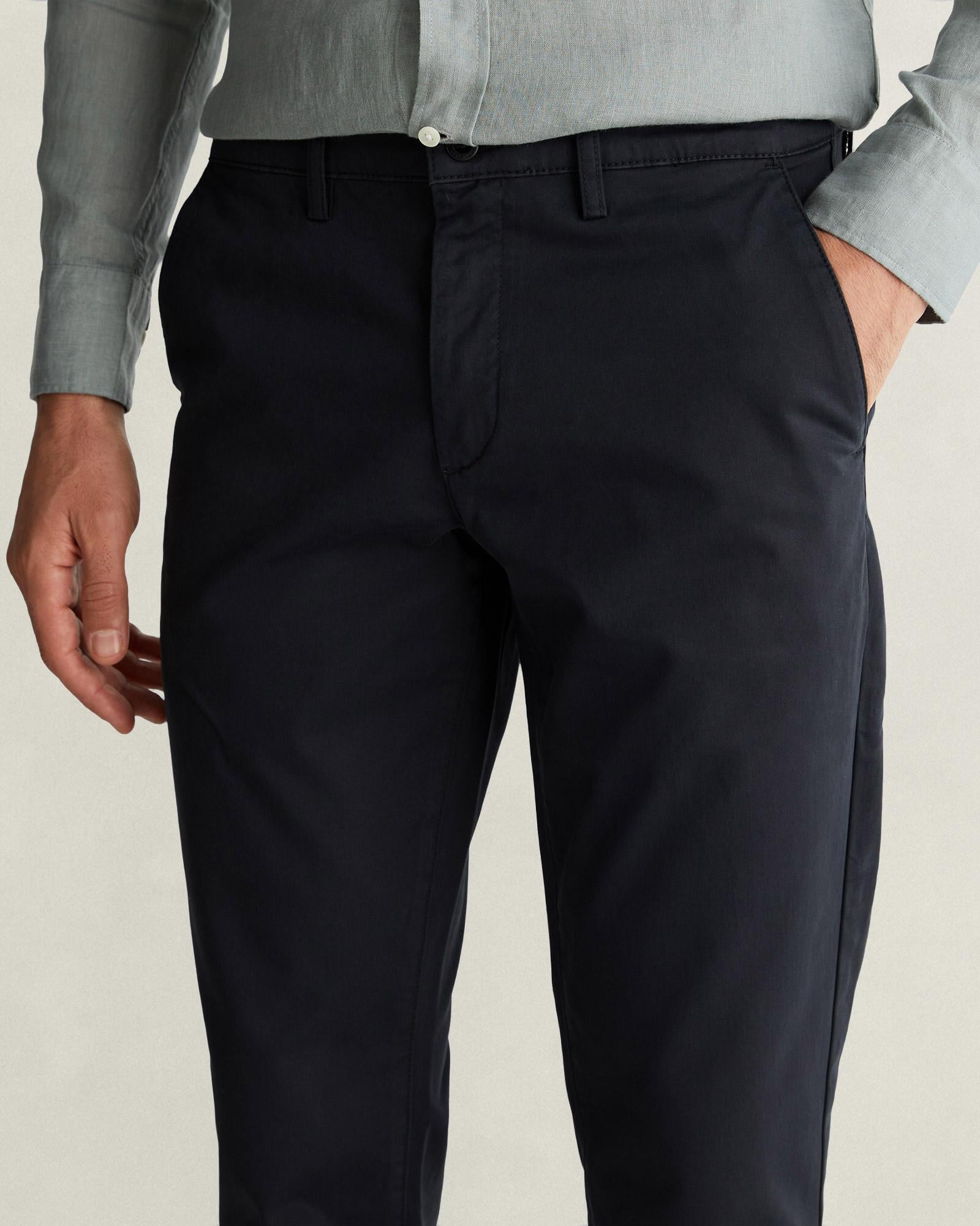 GANT Erkek Siyah Slim Fit Pantolon