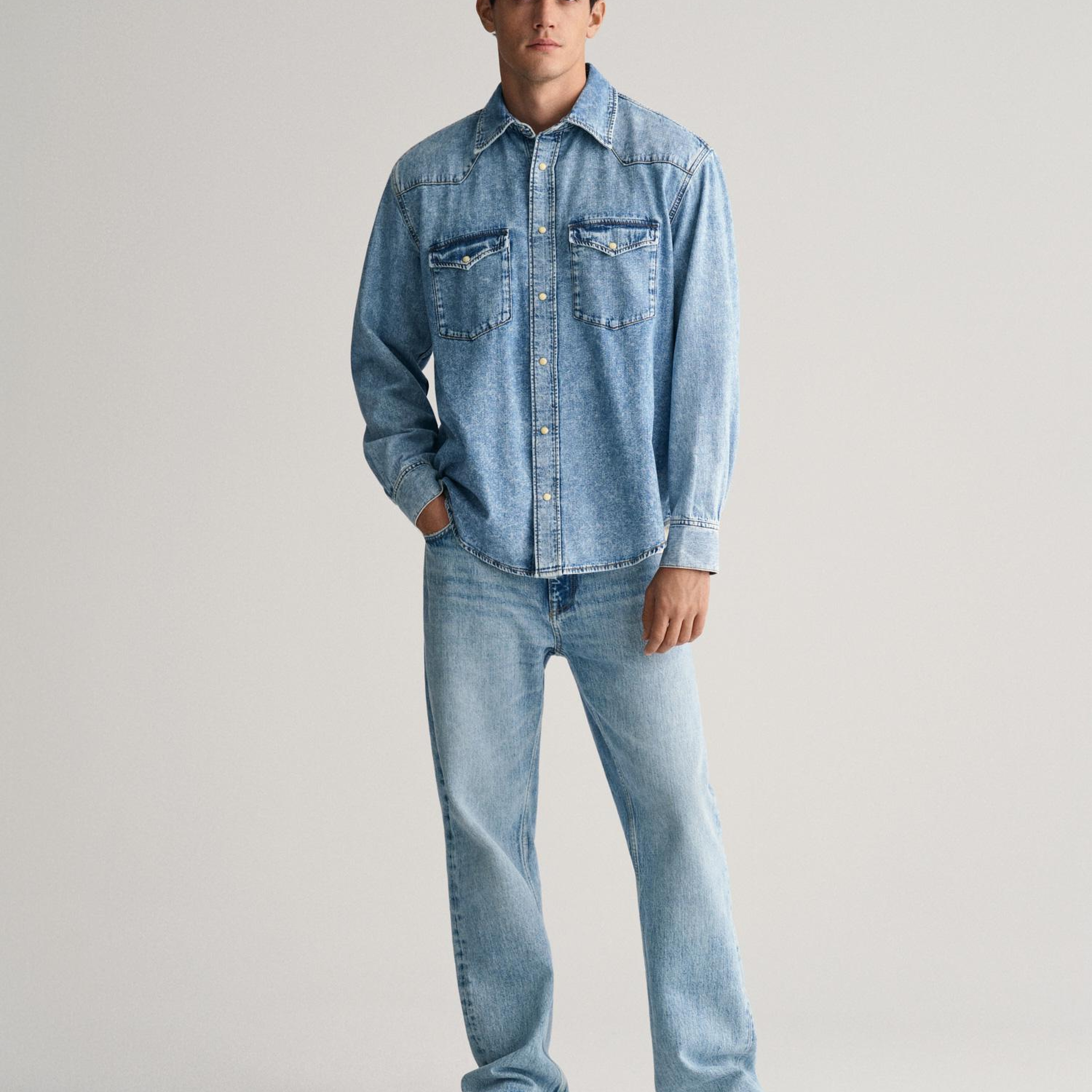GANT Erkek Mavi Relaxed Fit Klasik Yaka Gömlek
