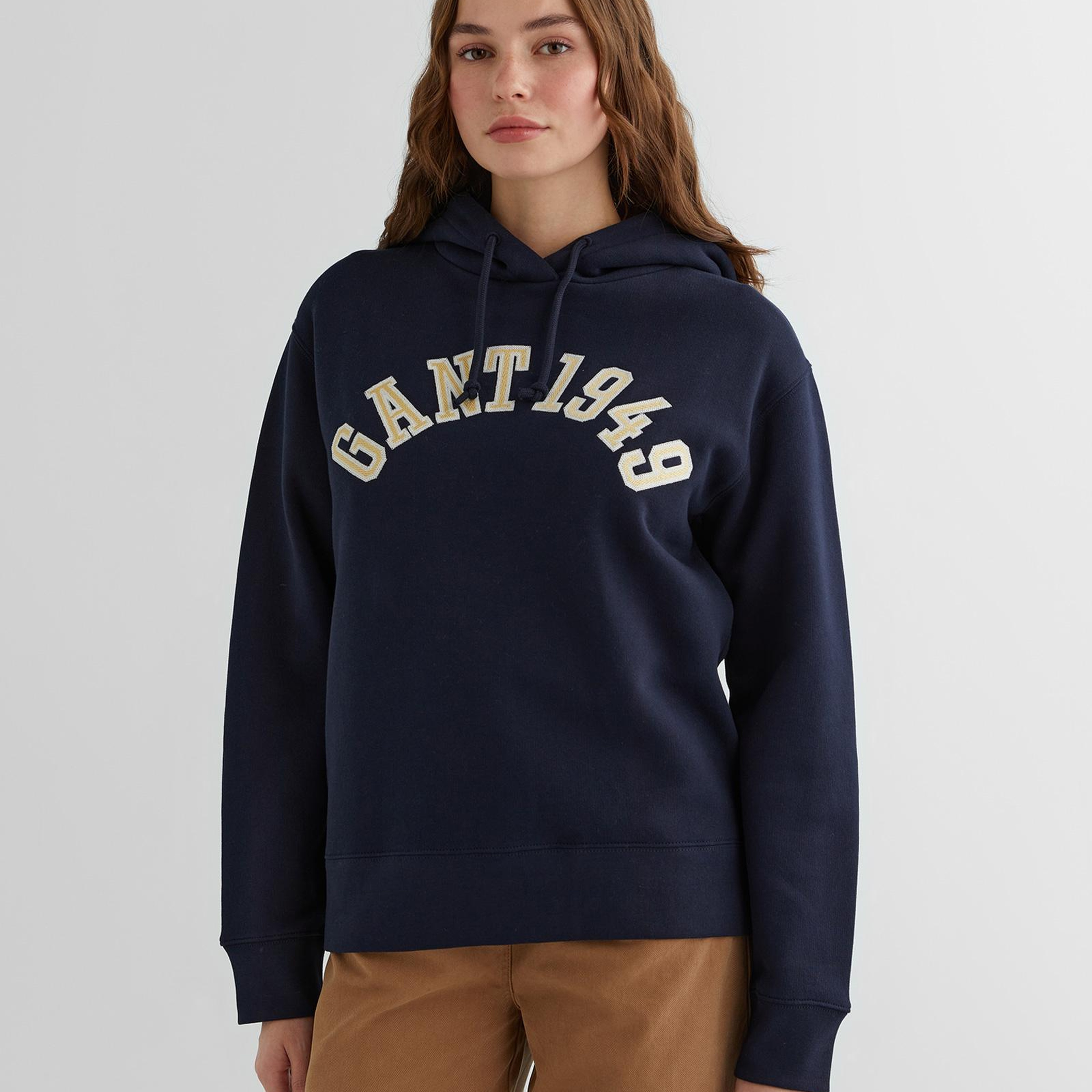 GANT Kadın Lacivert Relaxed Fit Kapüşonlu Logolu Sweatshirt
