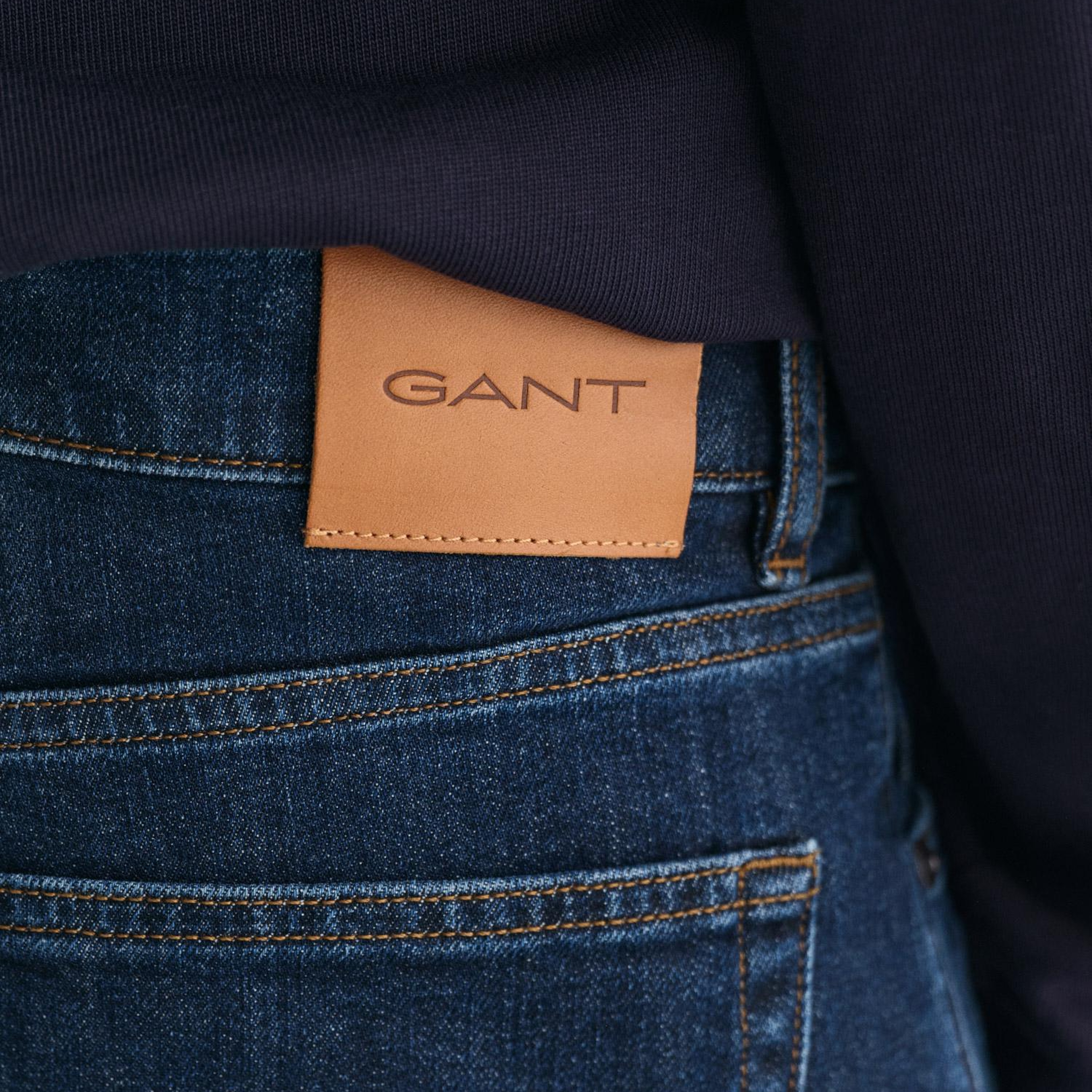 GANT Erkek Lacivert Regular Fit Jean Pantolon