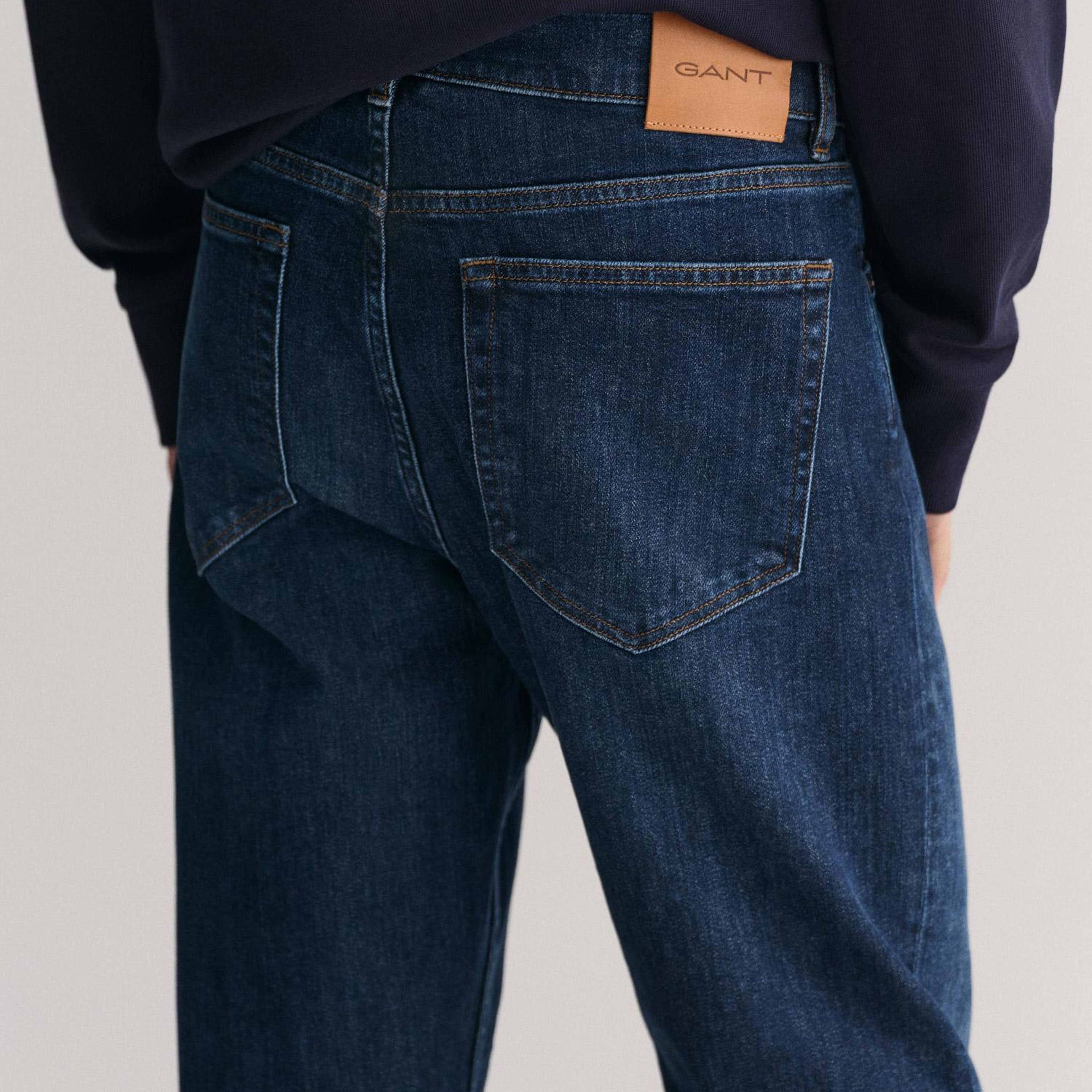 GANT Erkek Lacivert Regular Fit Jean Pantolon