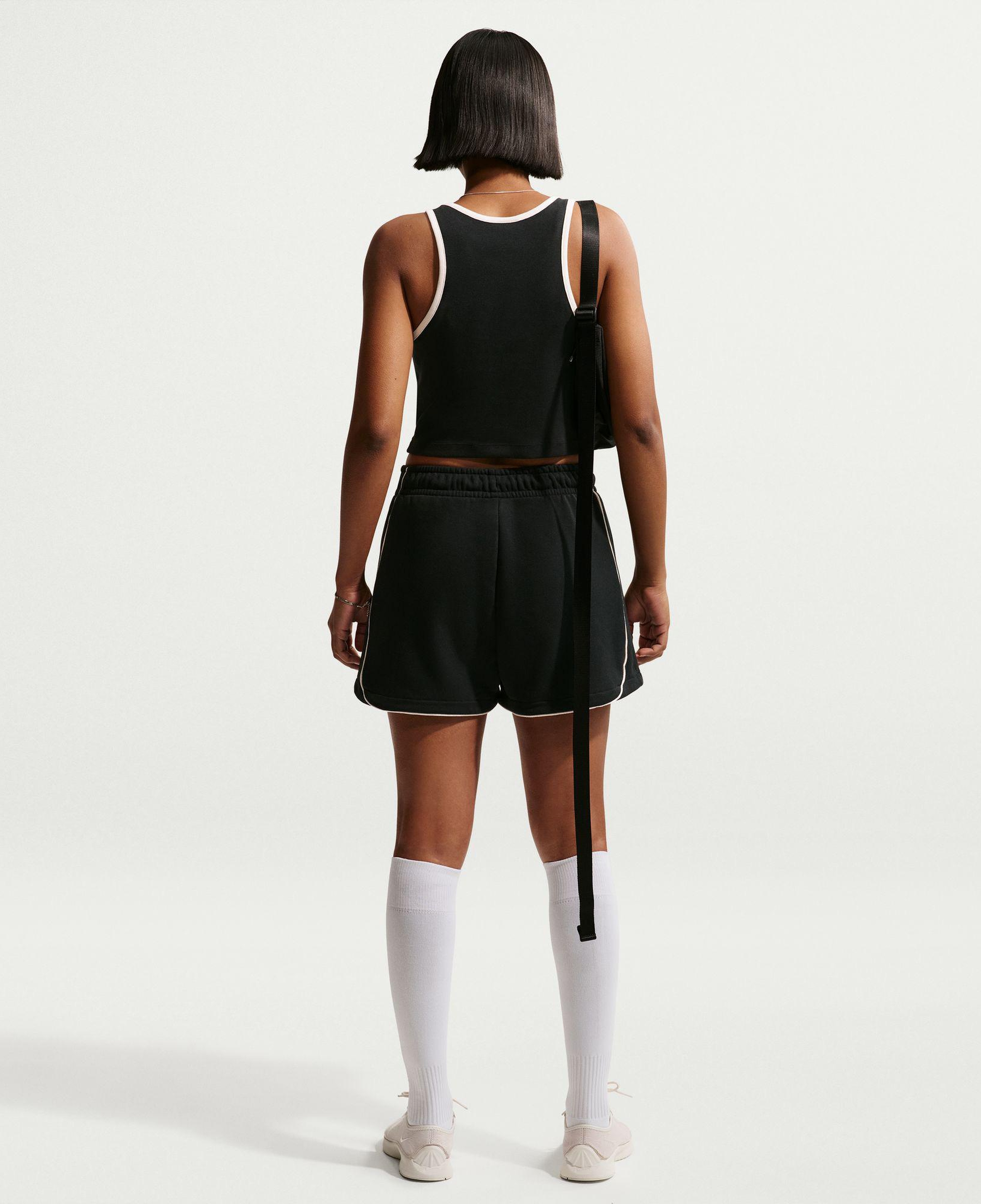 Nike Sportswear Street Graphic Kadın Siyah Kolsuz T-Shirt
